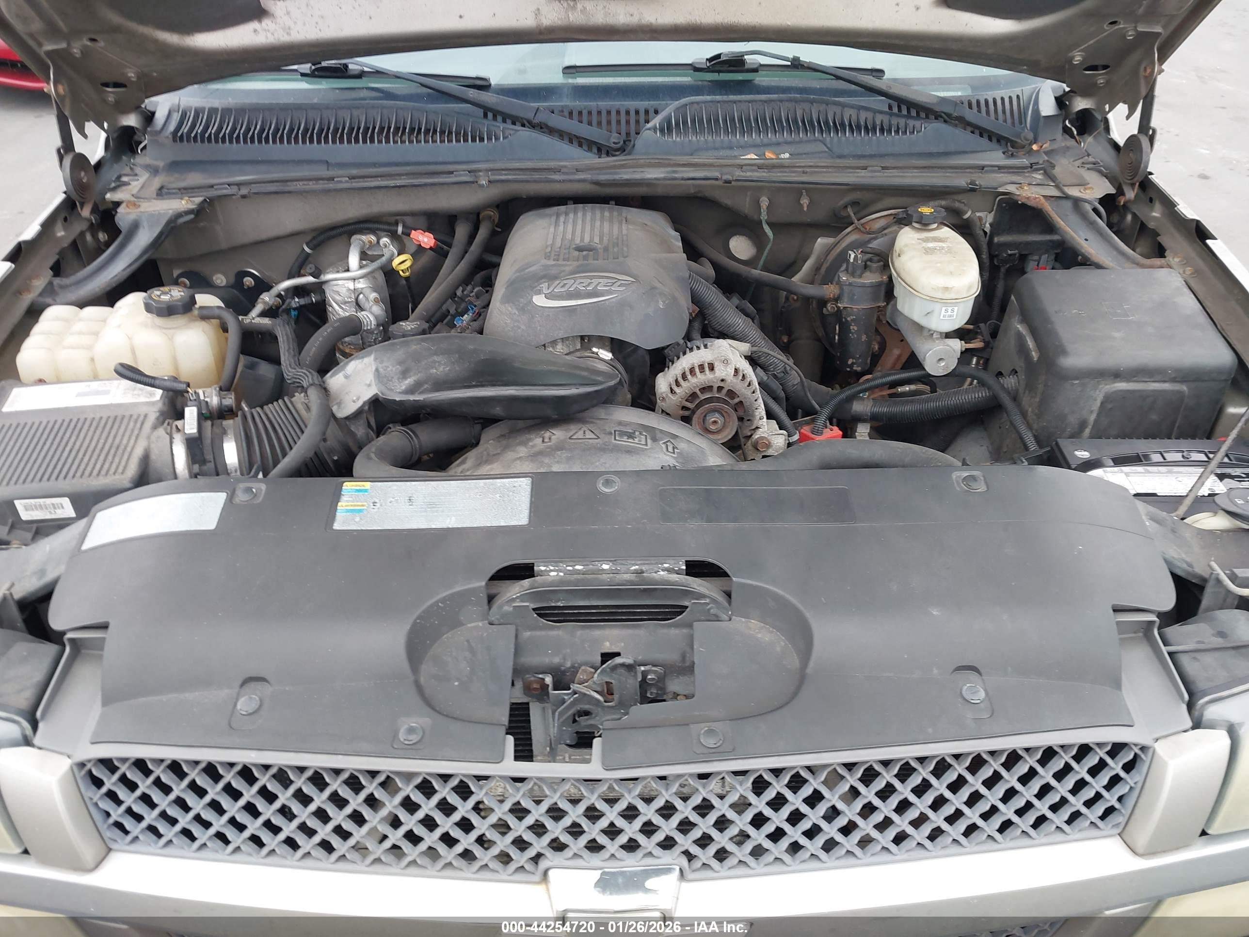 CHEVROLET SILVERADO image 10