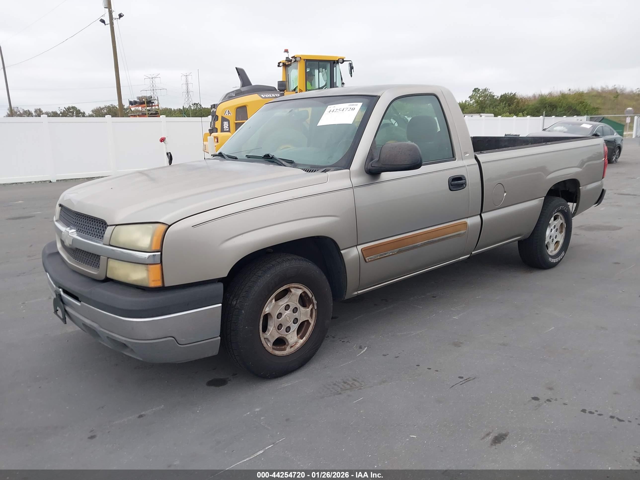 CHEVROLET SILVERADO image 2