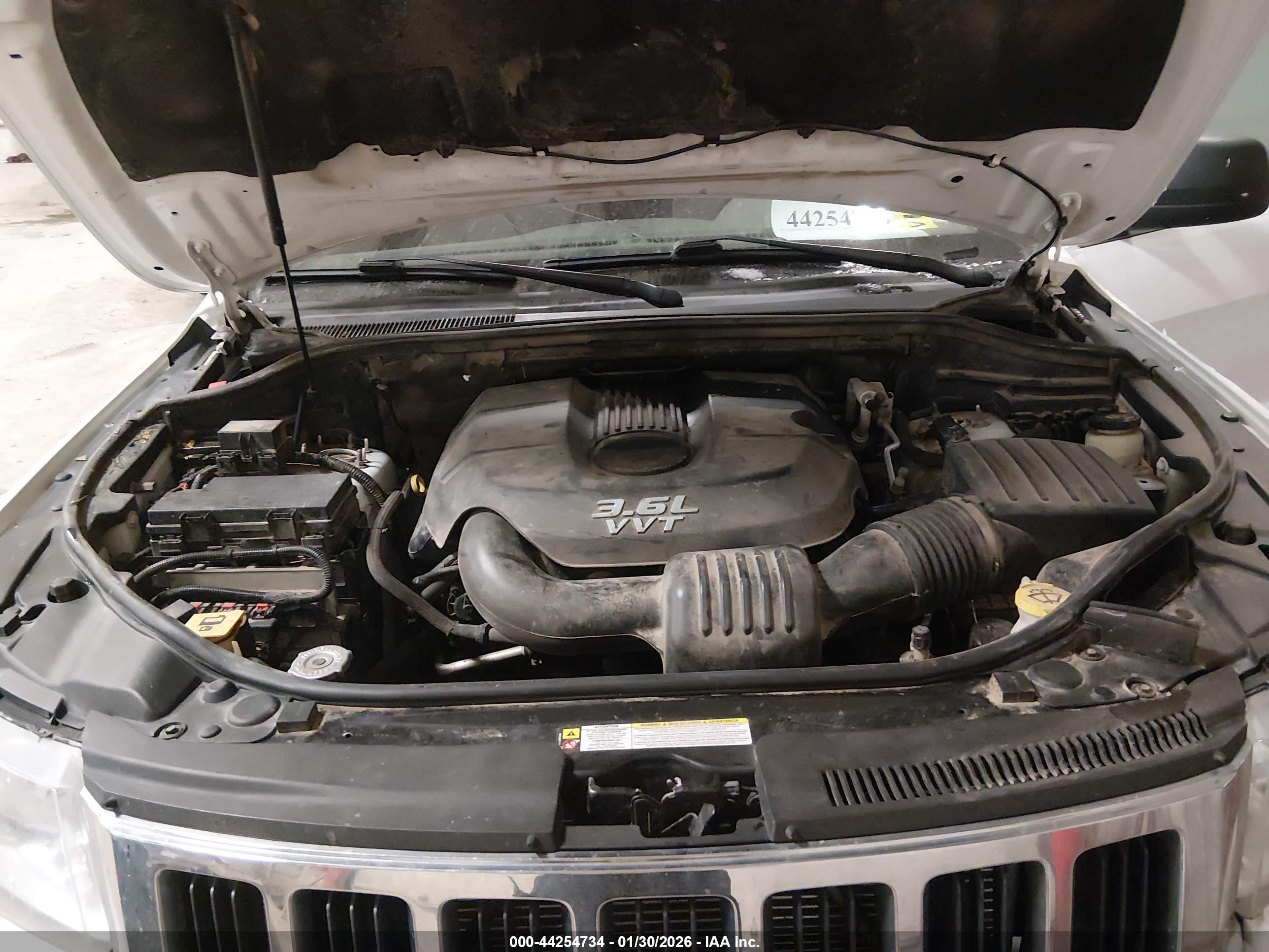 JEEP GRAND image 10