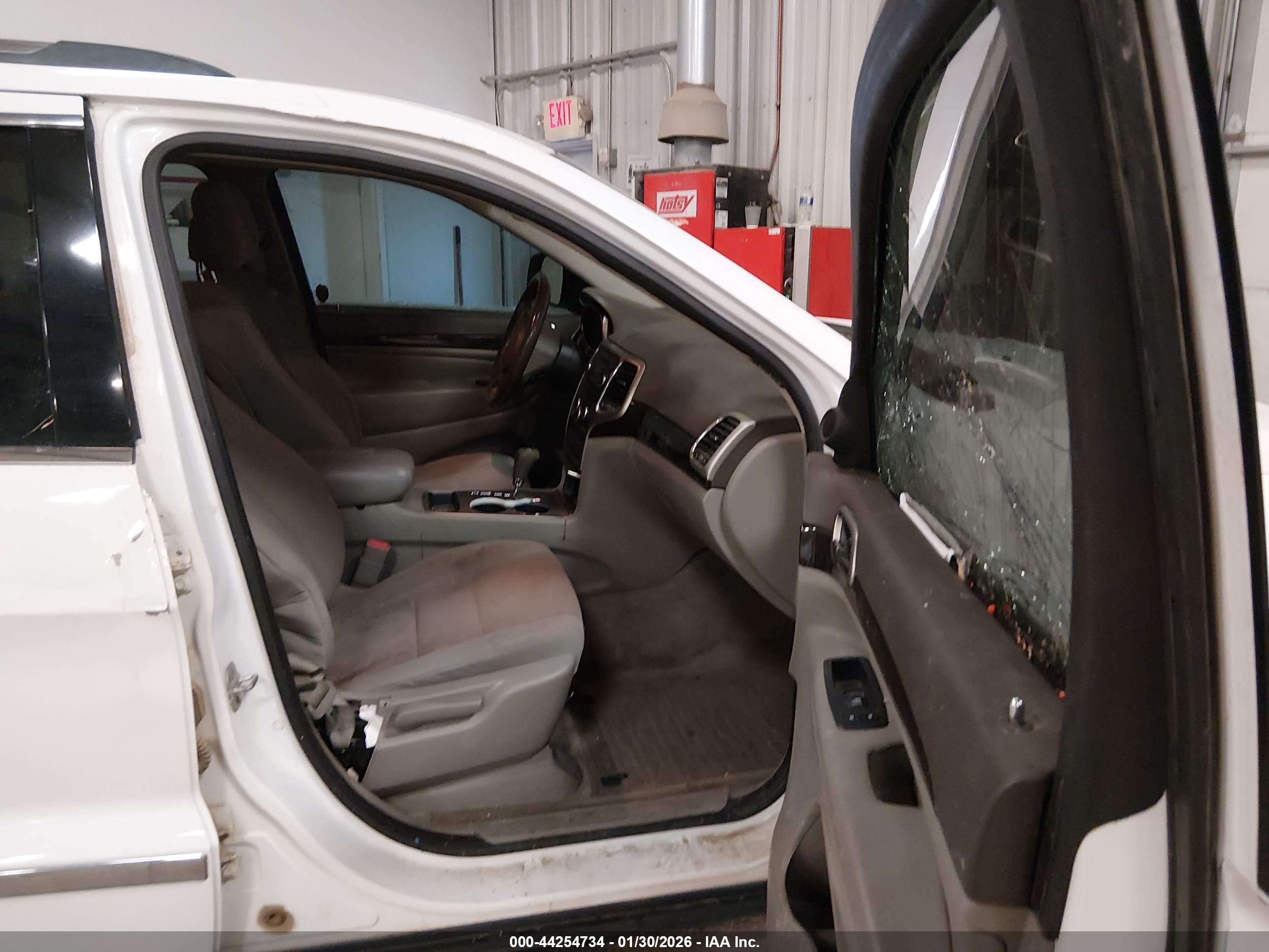 JEEP GRAND image 5