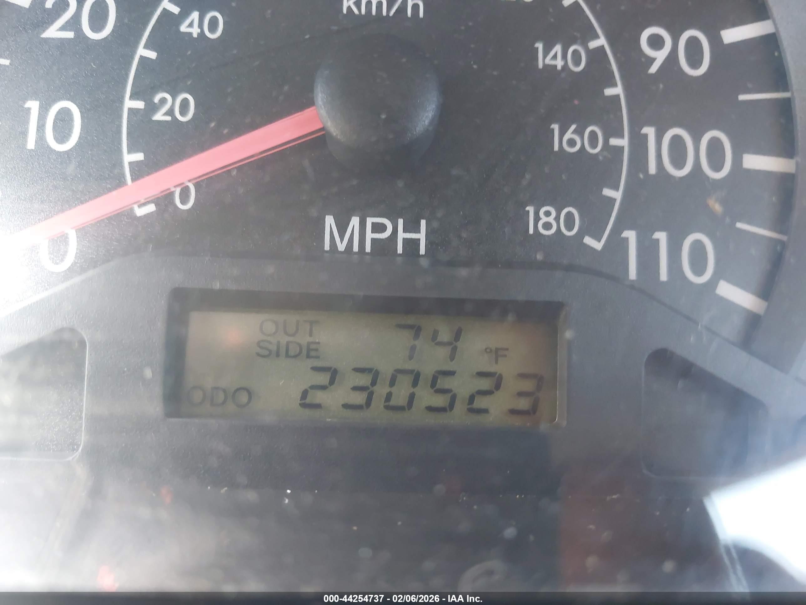 TOYOTA COROLLA image 7