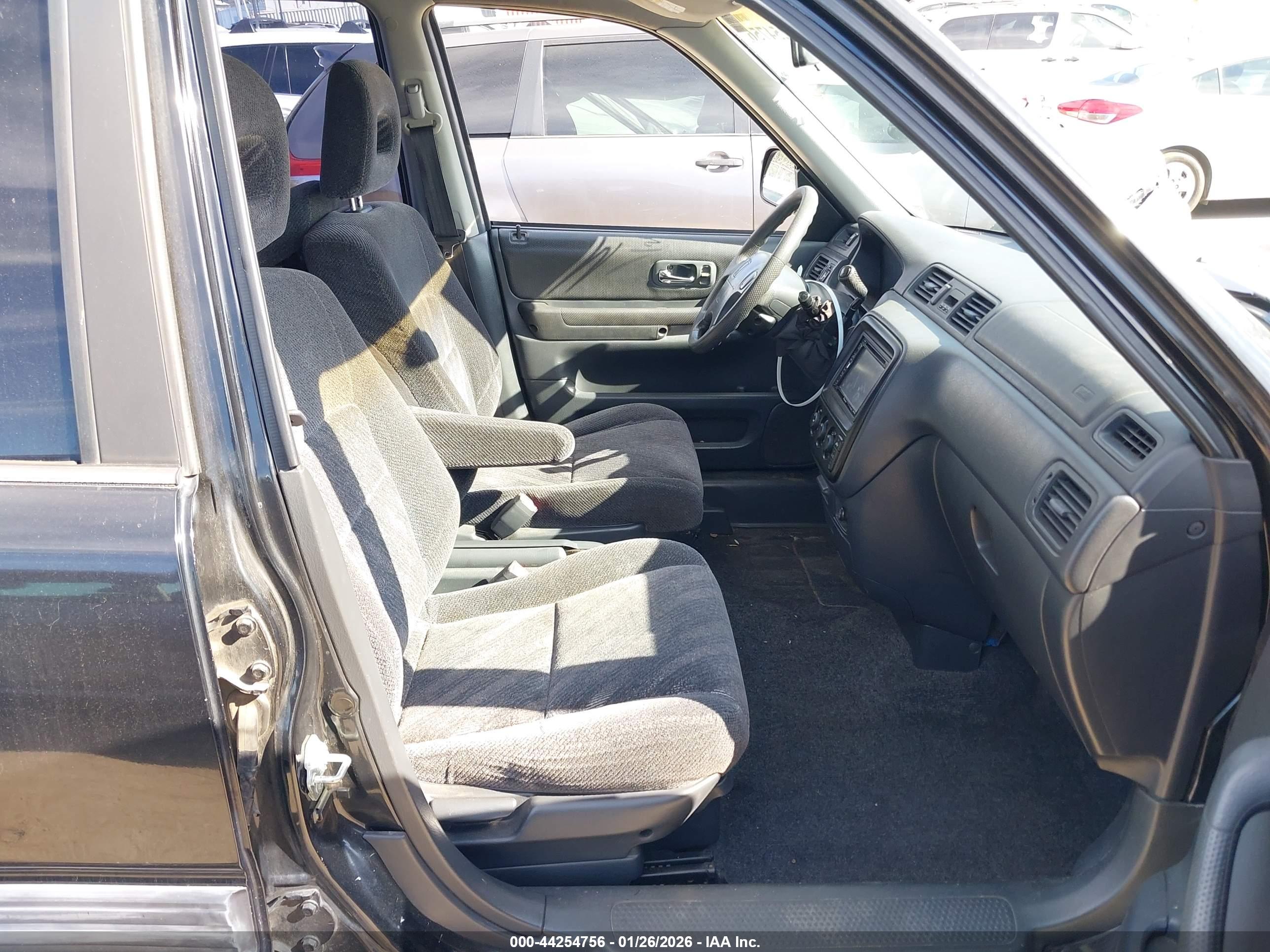 HONDA CR-V image 5