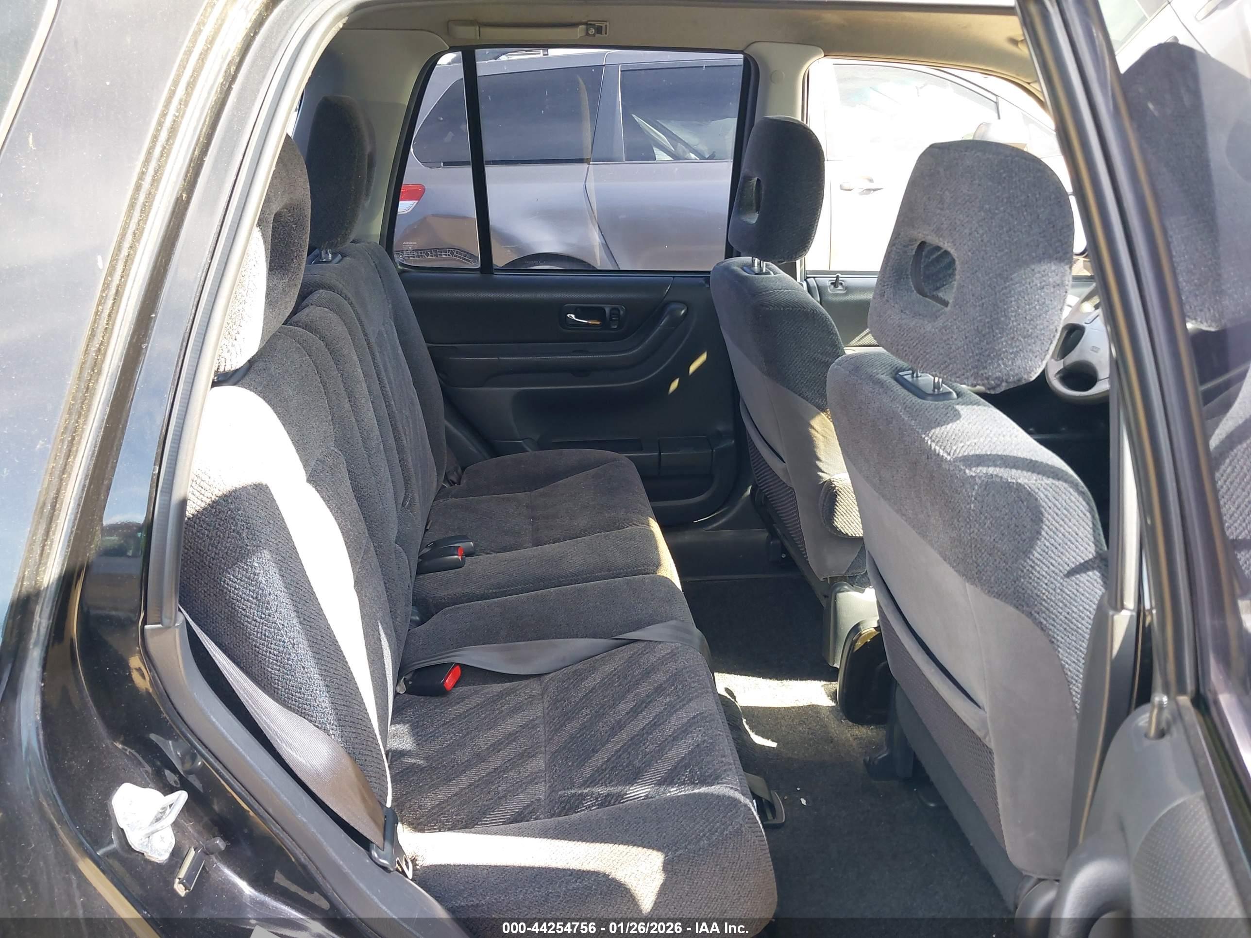 HONDA CR-V image 8