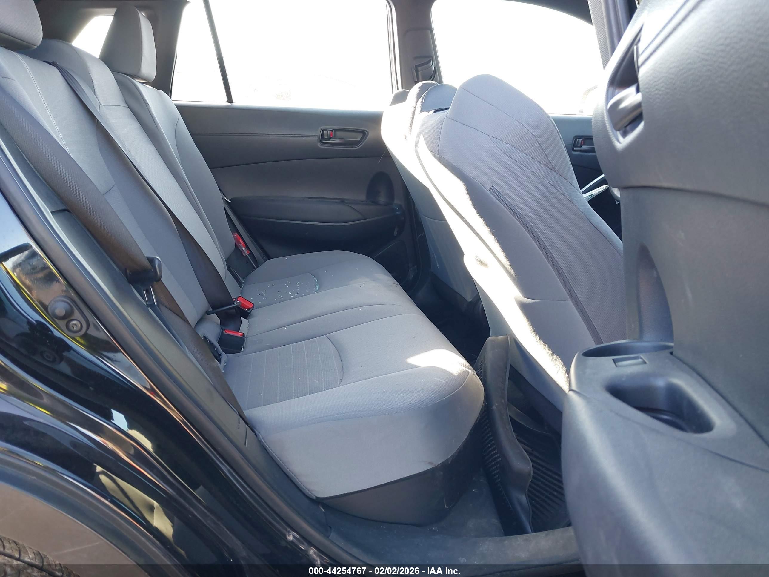 TOYOTA COROLLA image 8