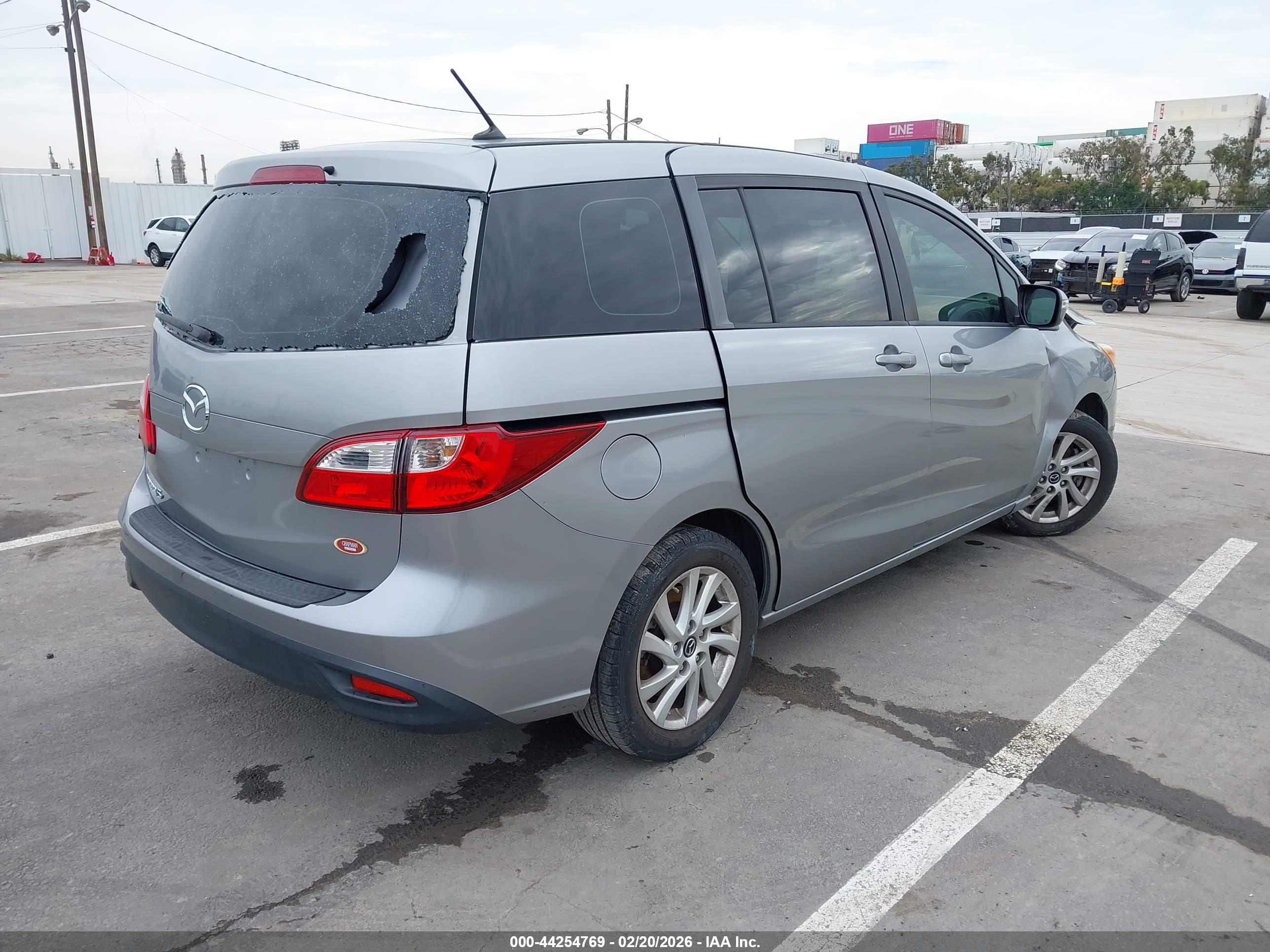 MAZDA MAZDA5 image 4