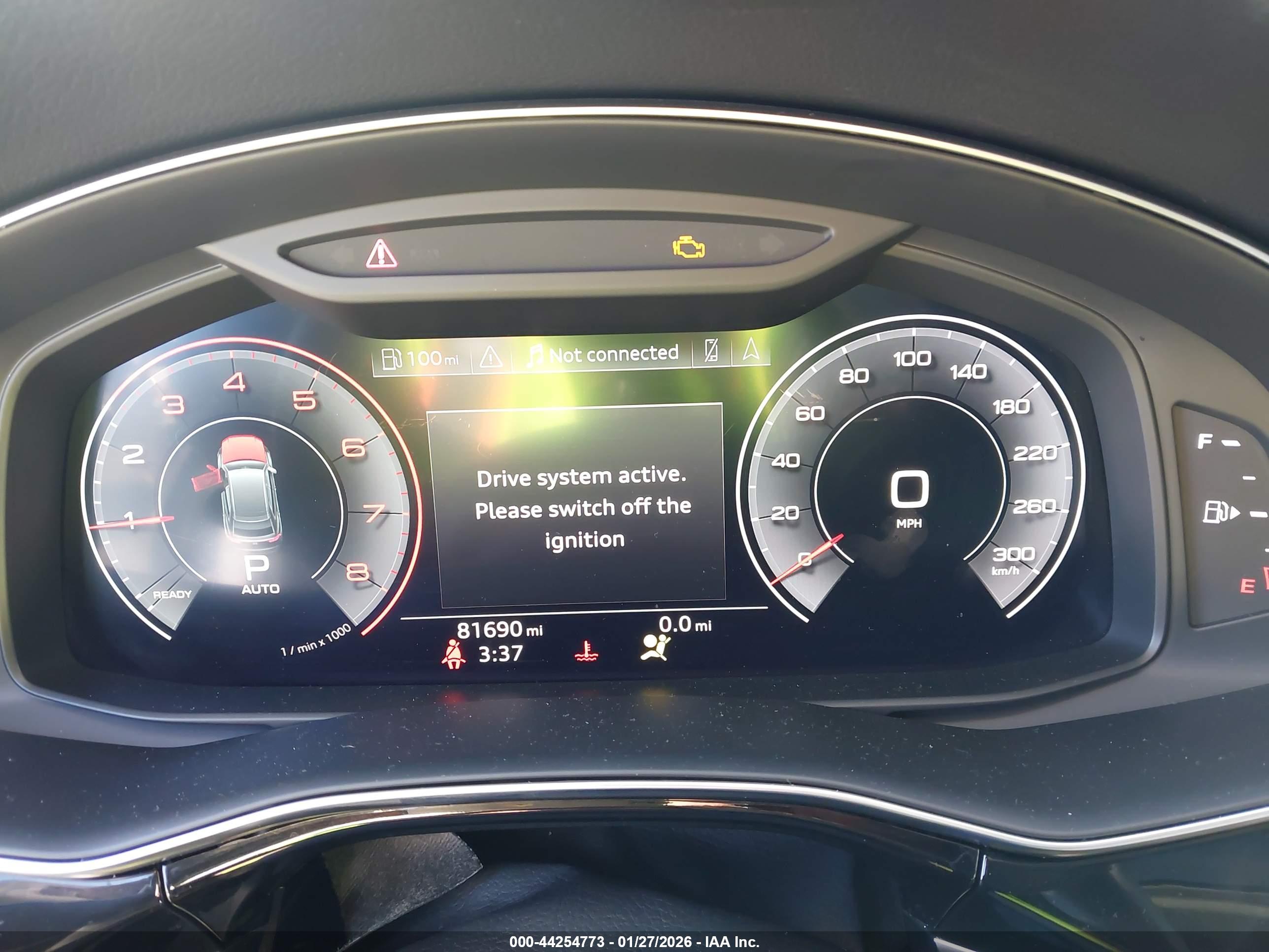 AUDI Q8 image 7