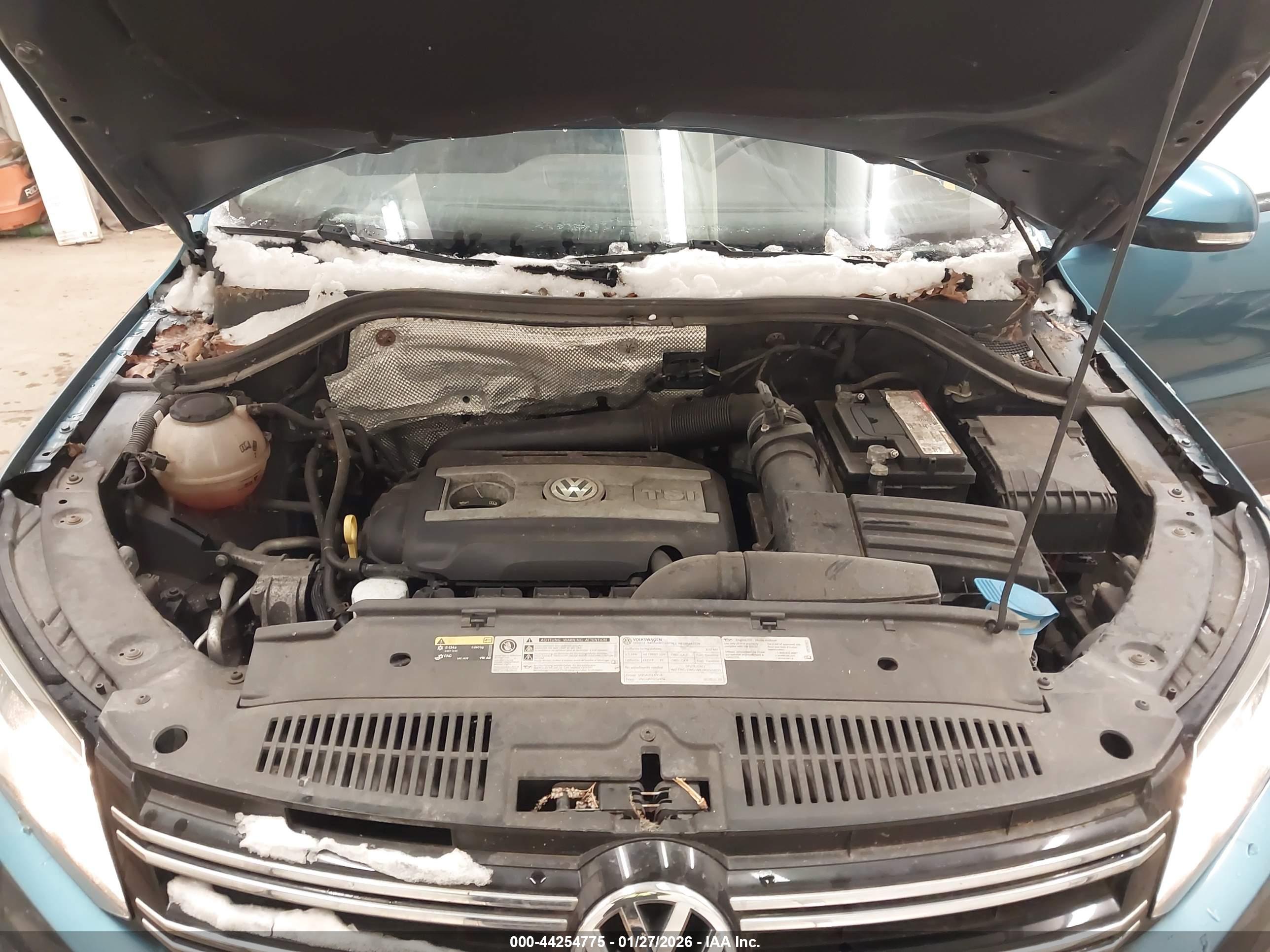 VOLKSWAGEN TIGUAN image 10