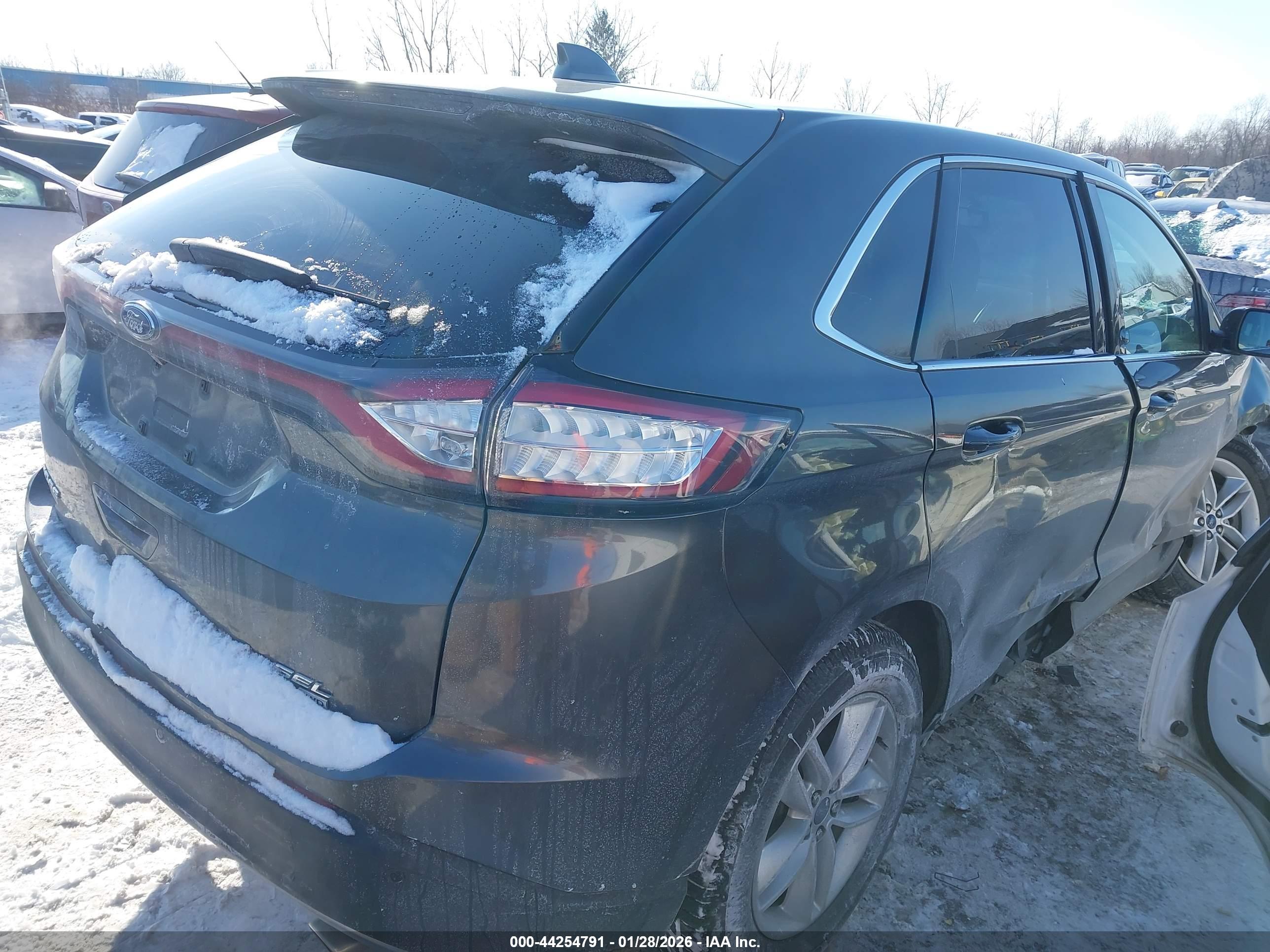 FORD EDGE image 4
