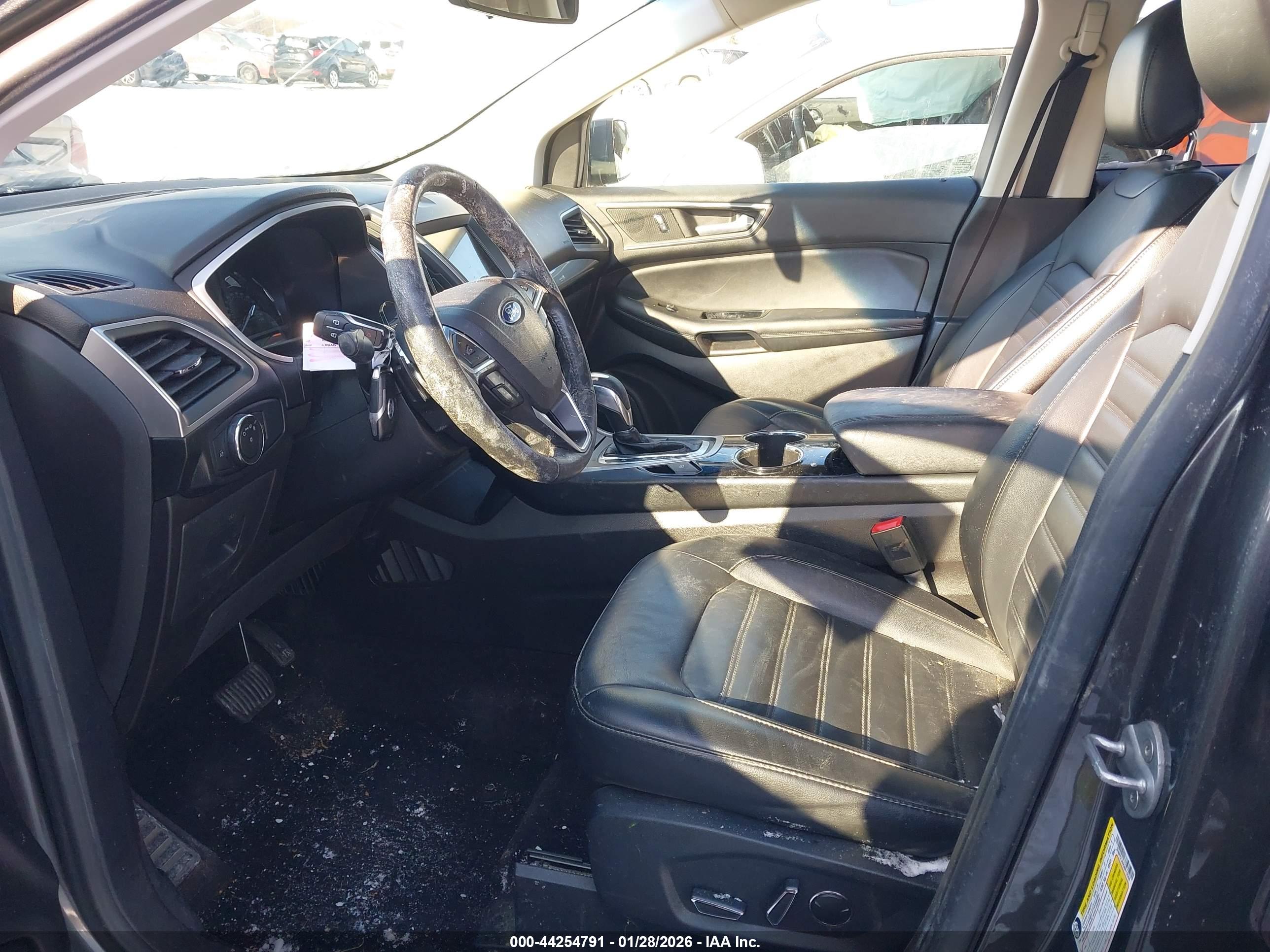 FORD EDGE image 5