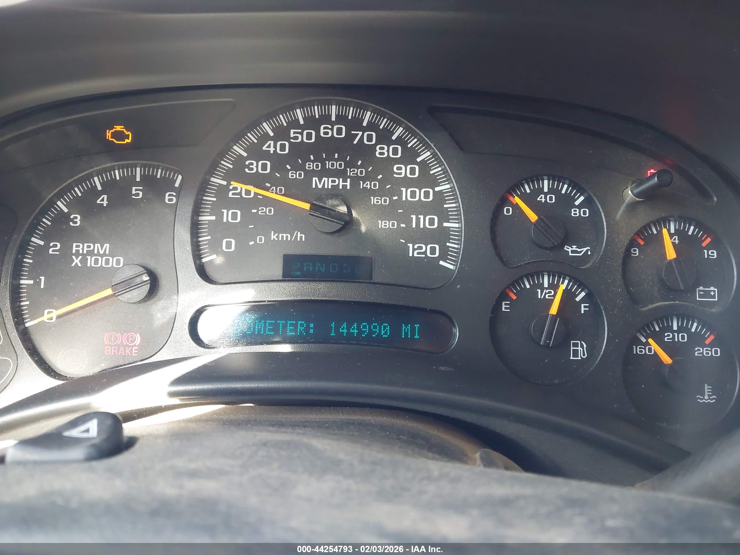 CHEVROLET SILVERADO image 7