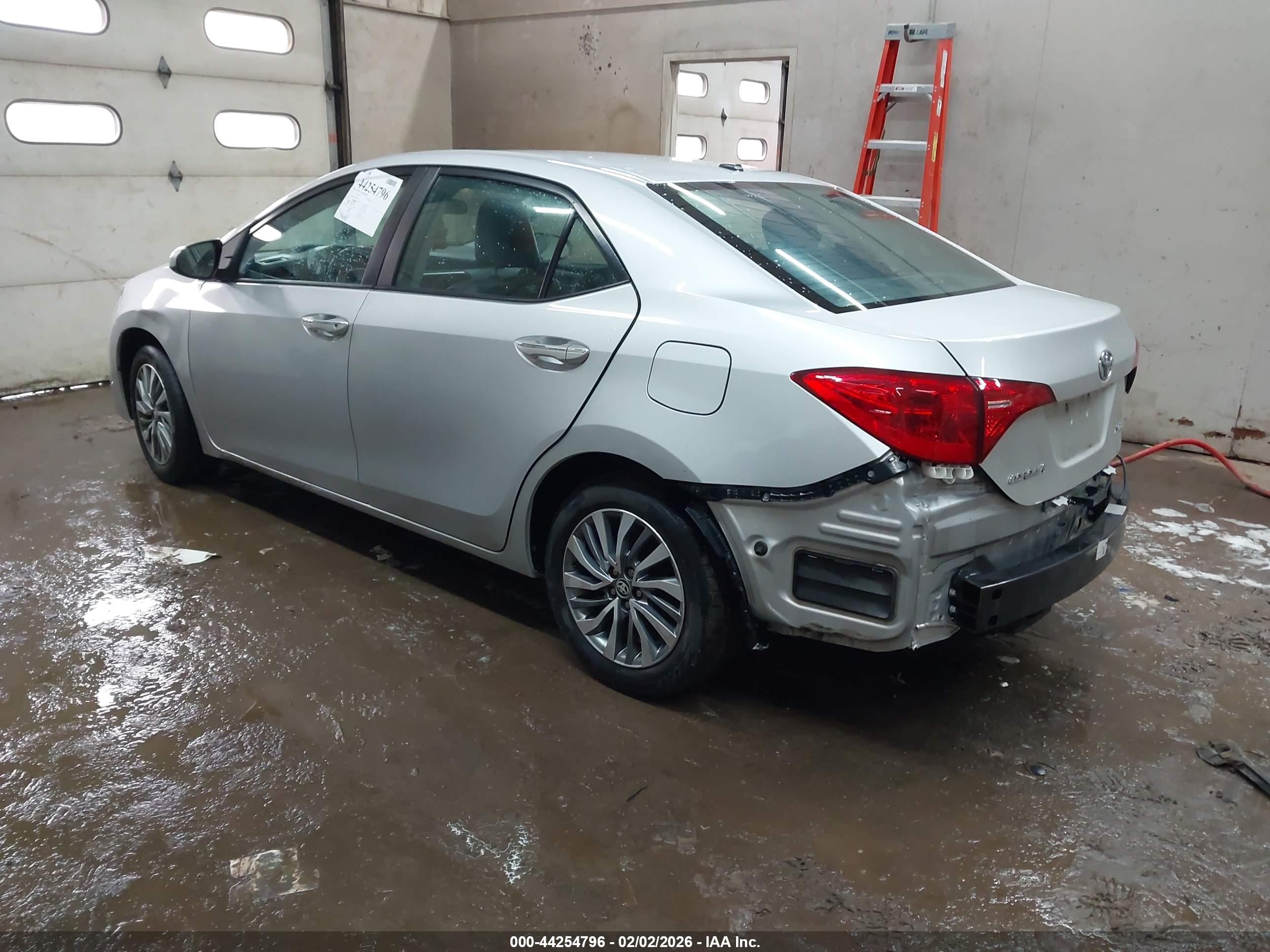 TOYOTA COROLLA image 3