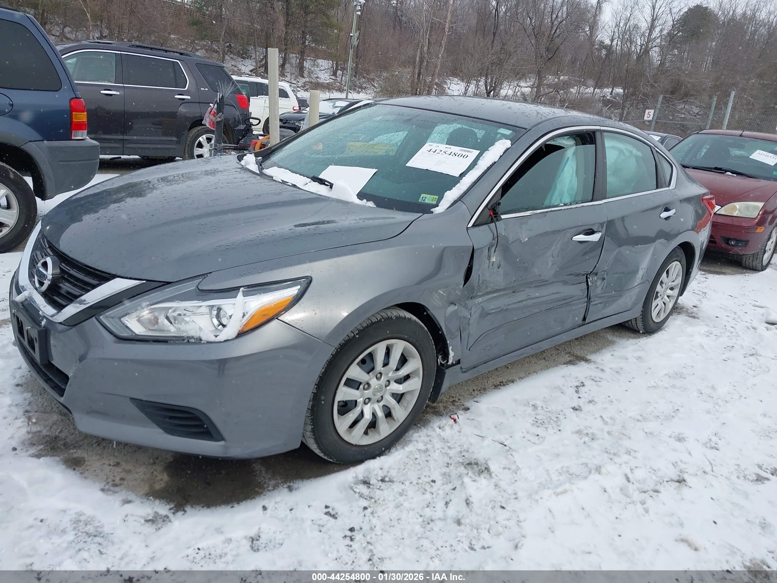 NISSAN ALTIMA image 2