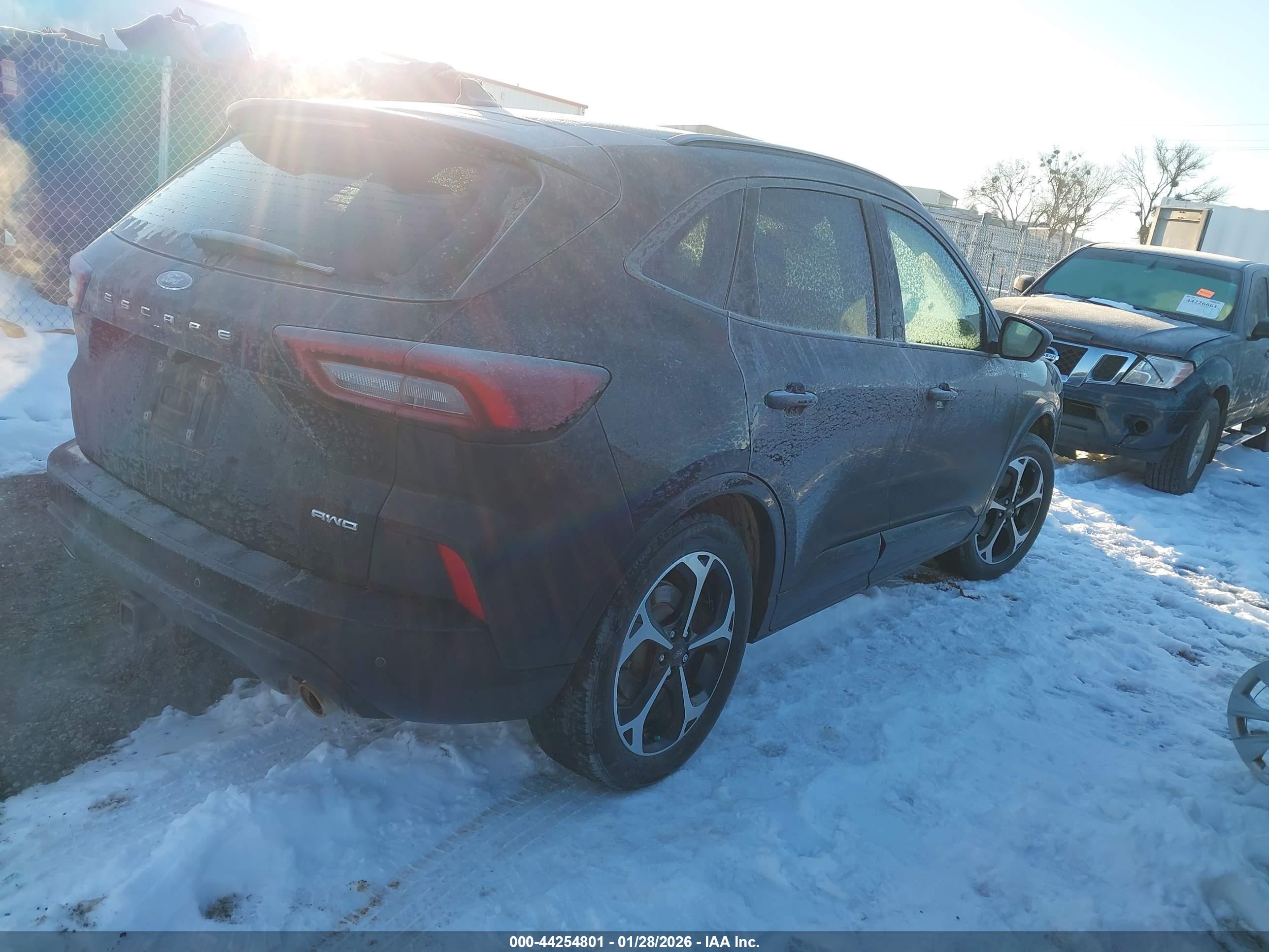 FORD ESCAPE image 4
