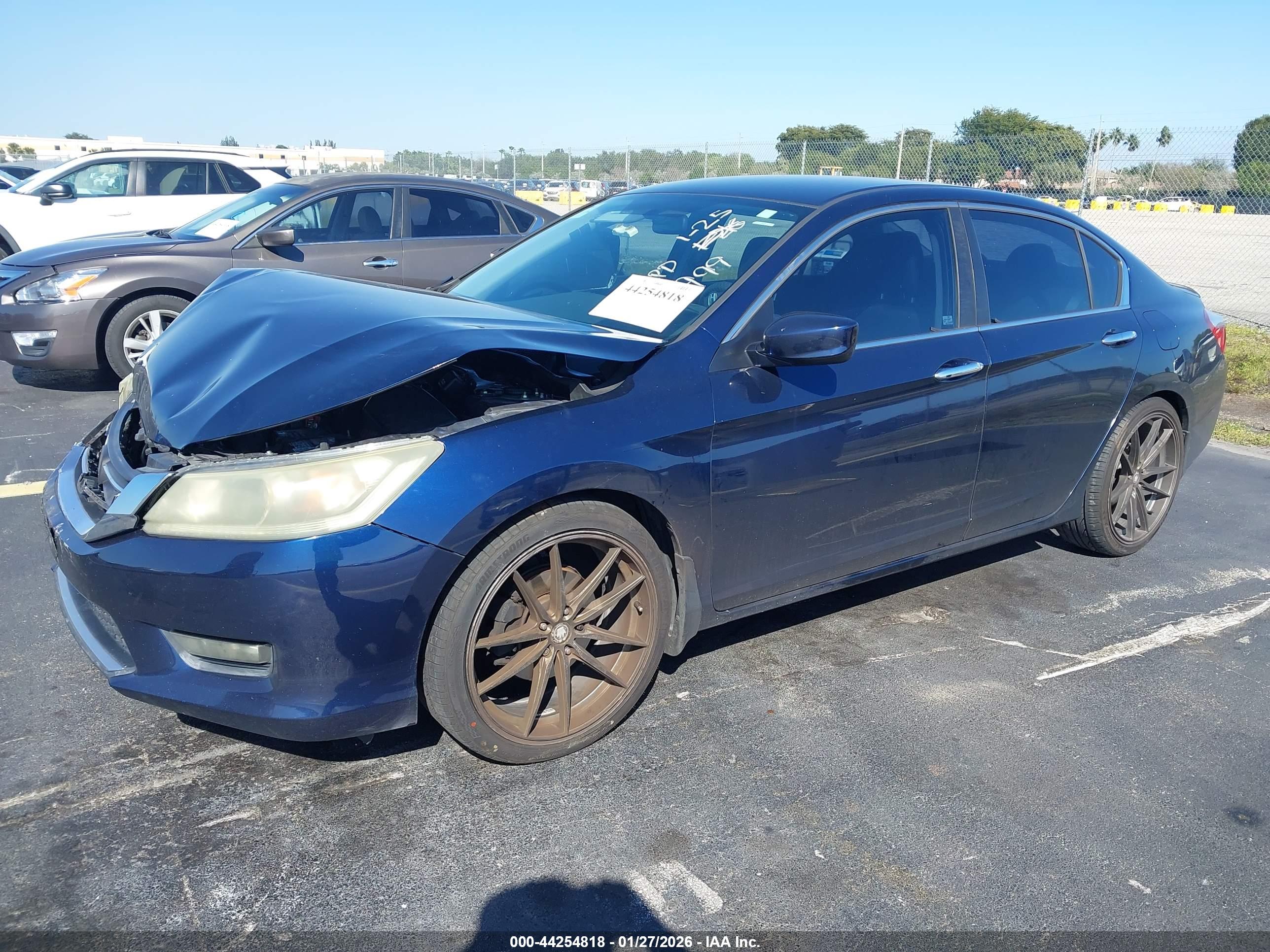 HONDA ACCORD image 2