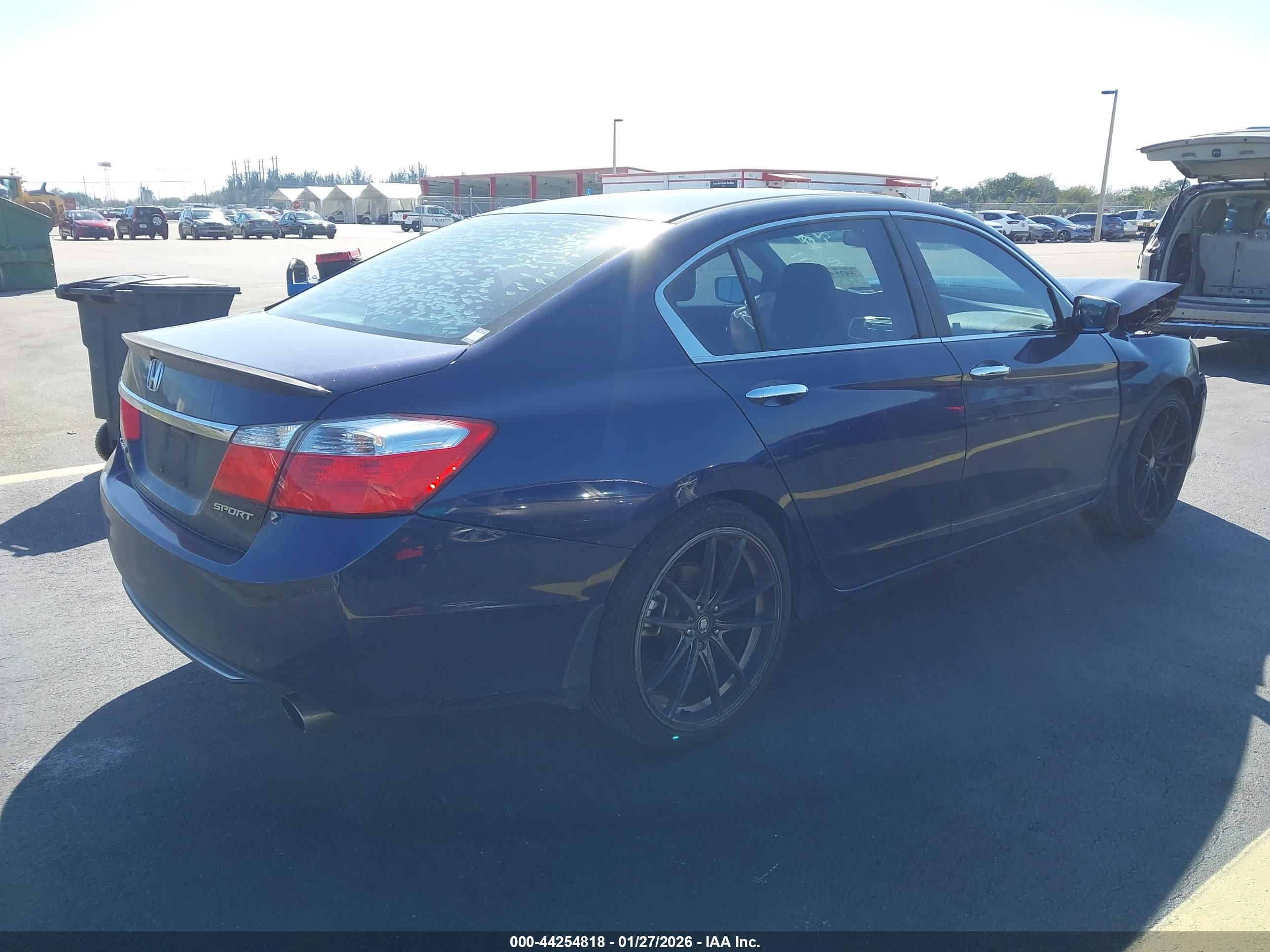 HONDA ACCORD image 4
