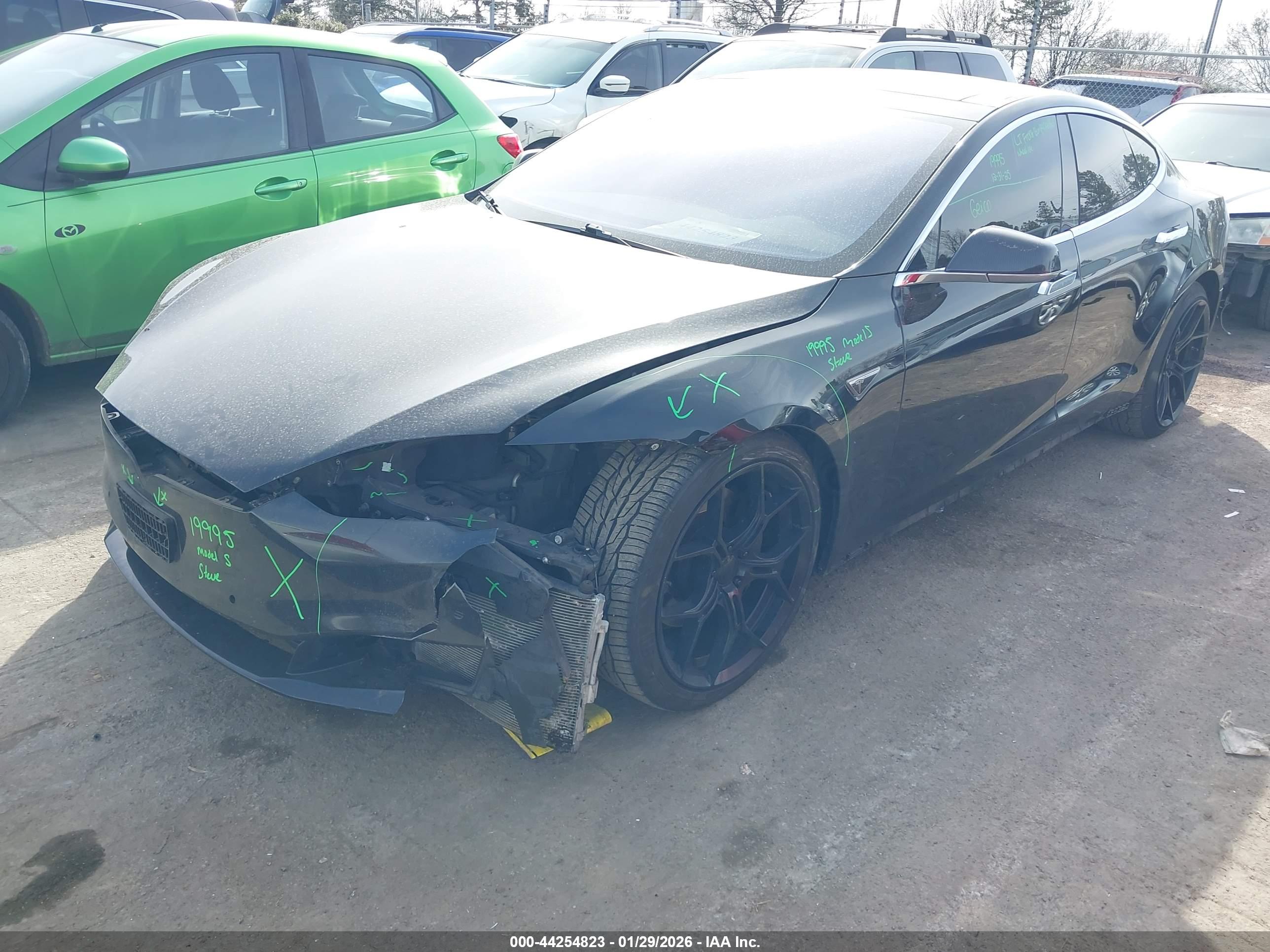TESLA MODEL image 6