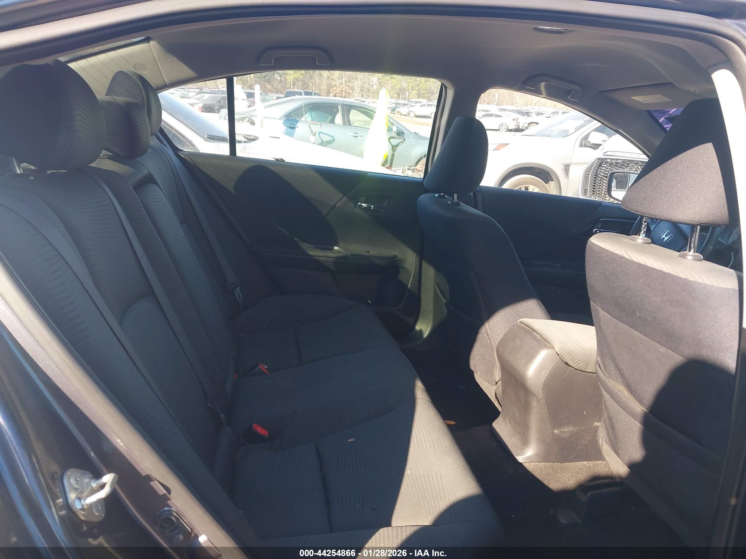 HONDA ACCORD image 8