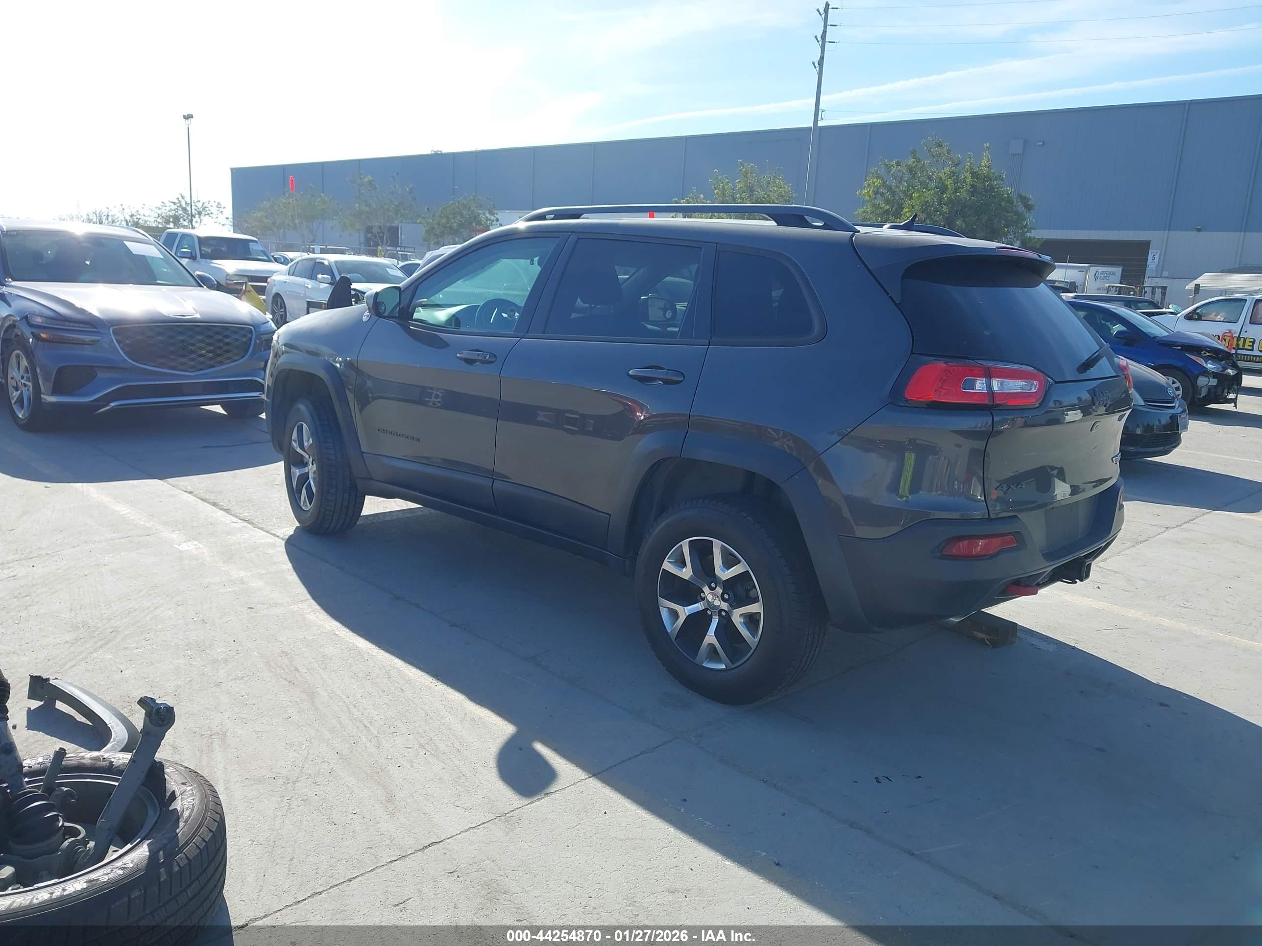 JEEP CHEROKEE image 3