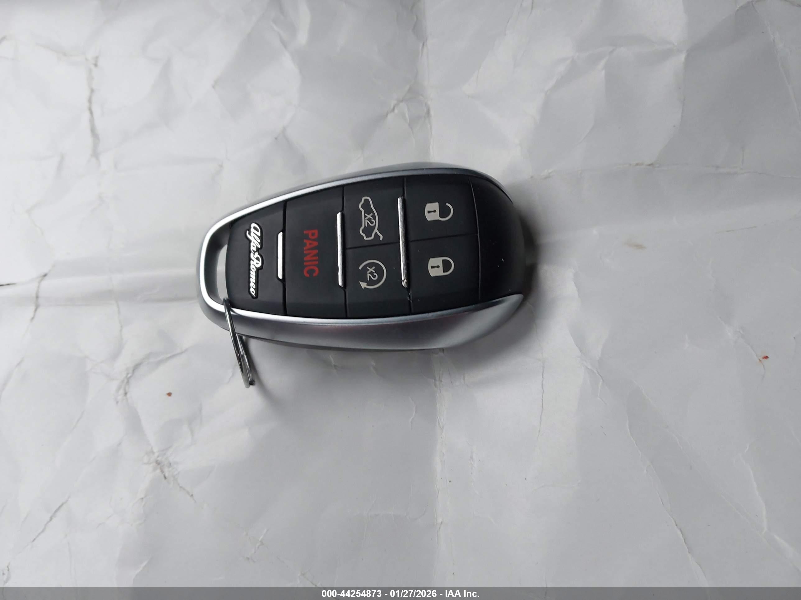 ALFA ROMEO image 11