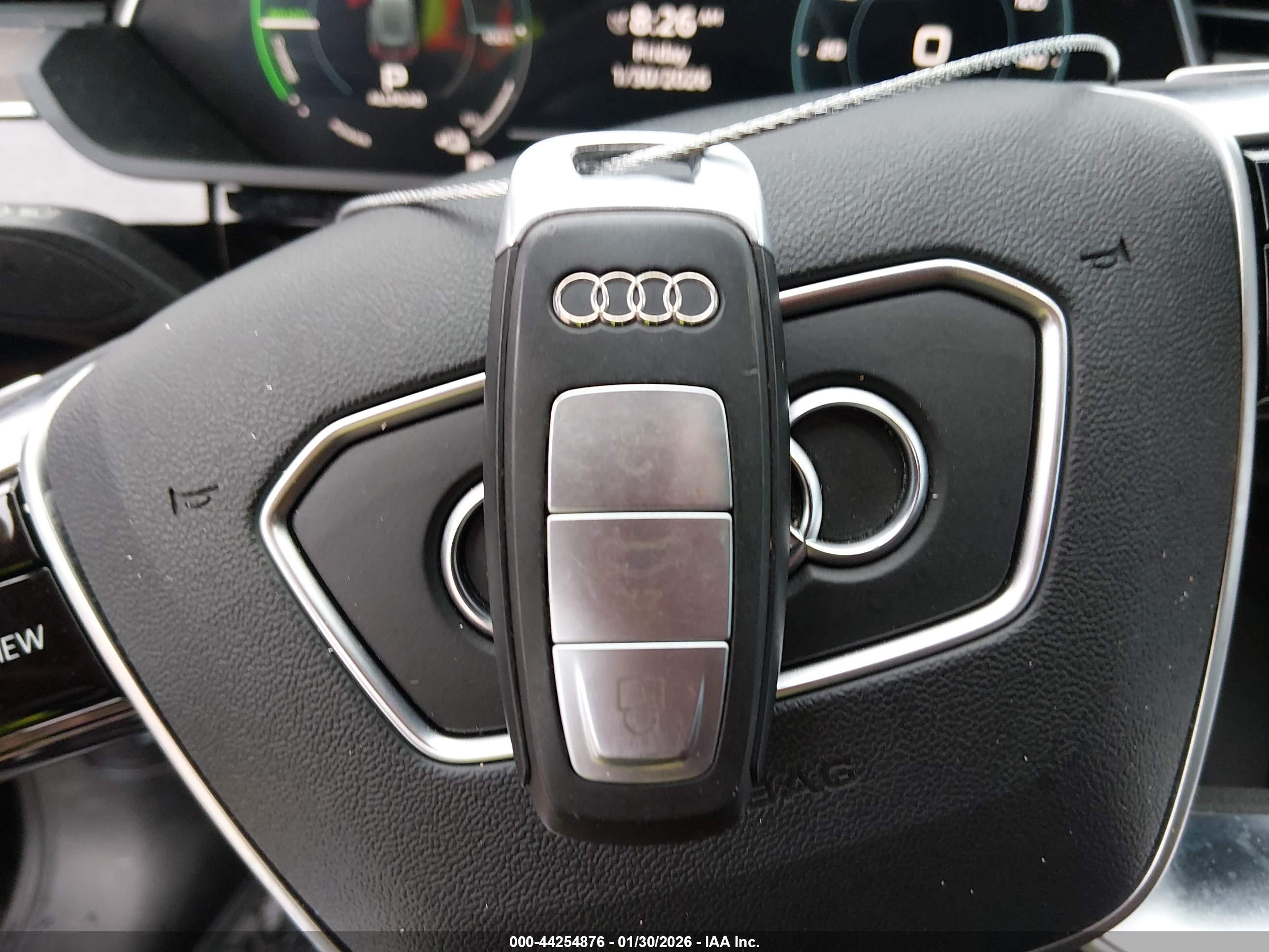 AUDI E-TRON image 11