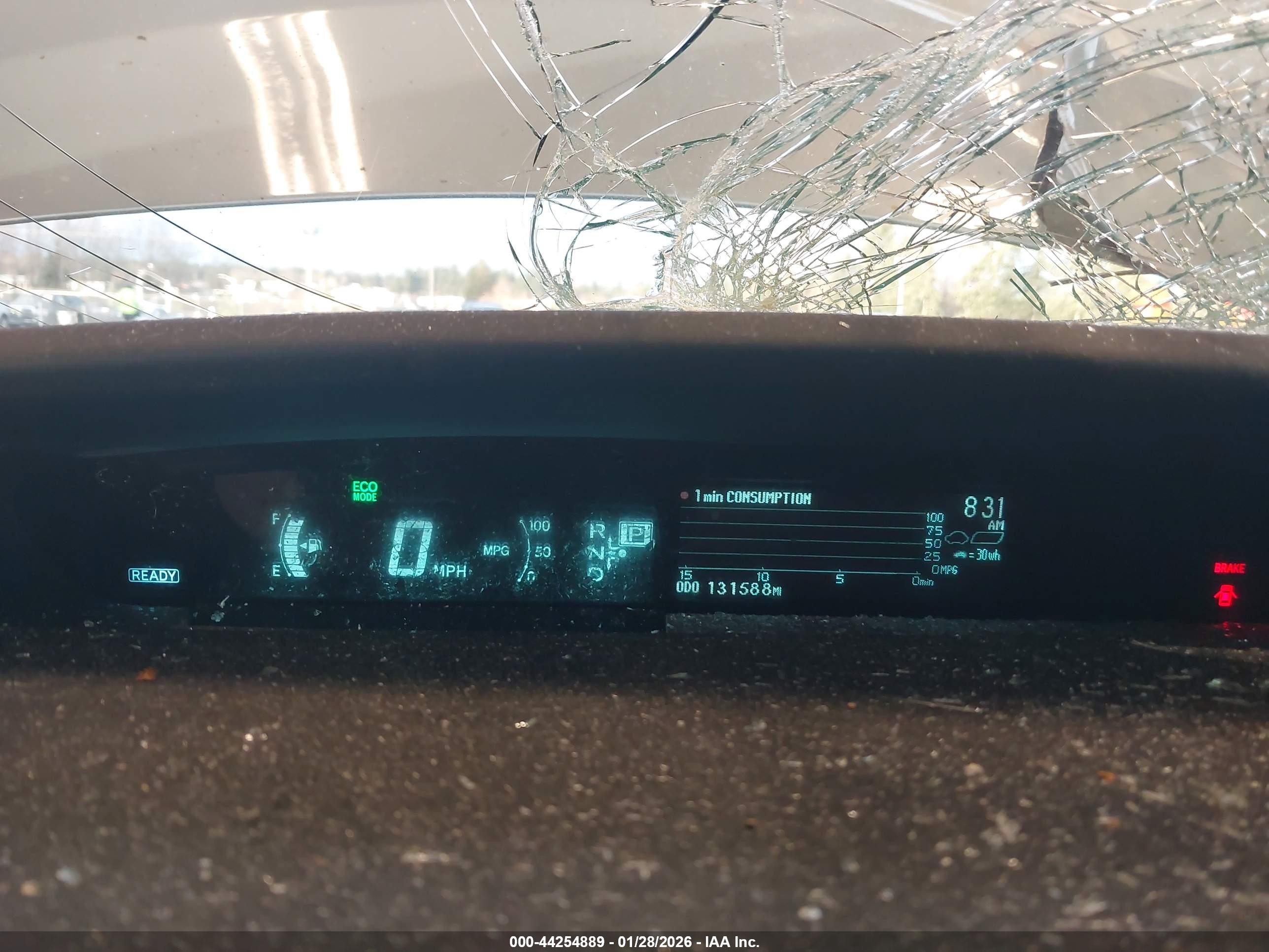 TOYOTA PRIUS image 7