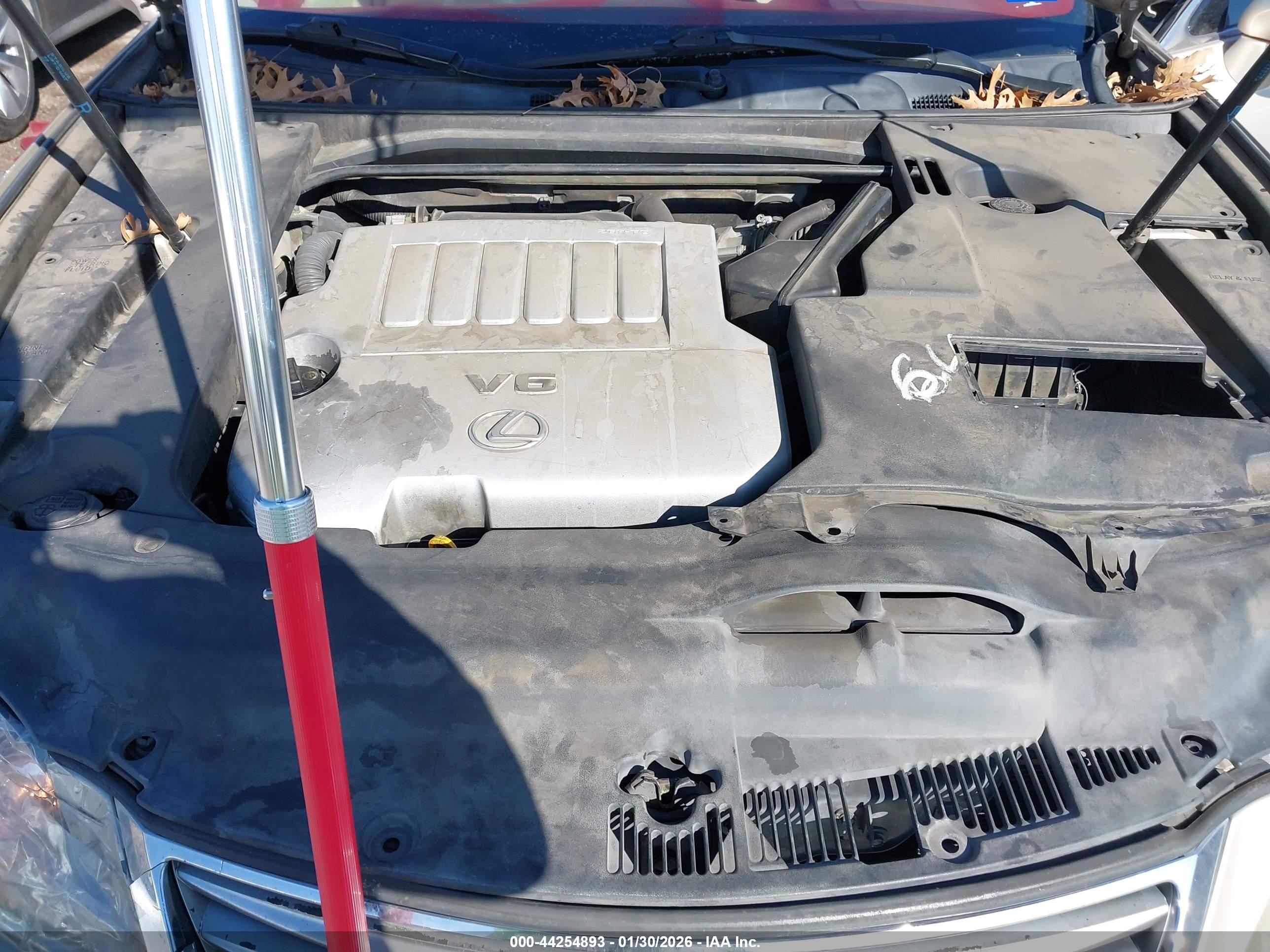 LEXUS ES image 10
