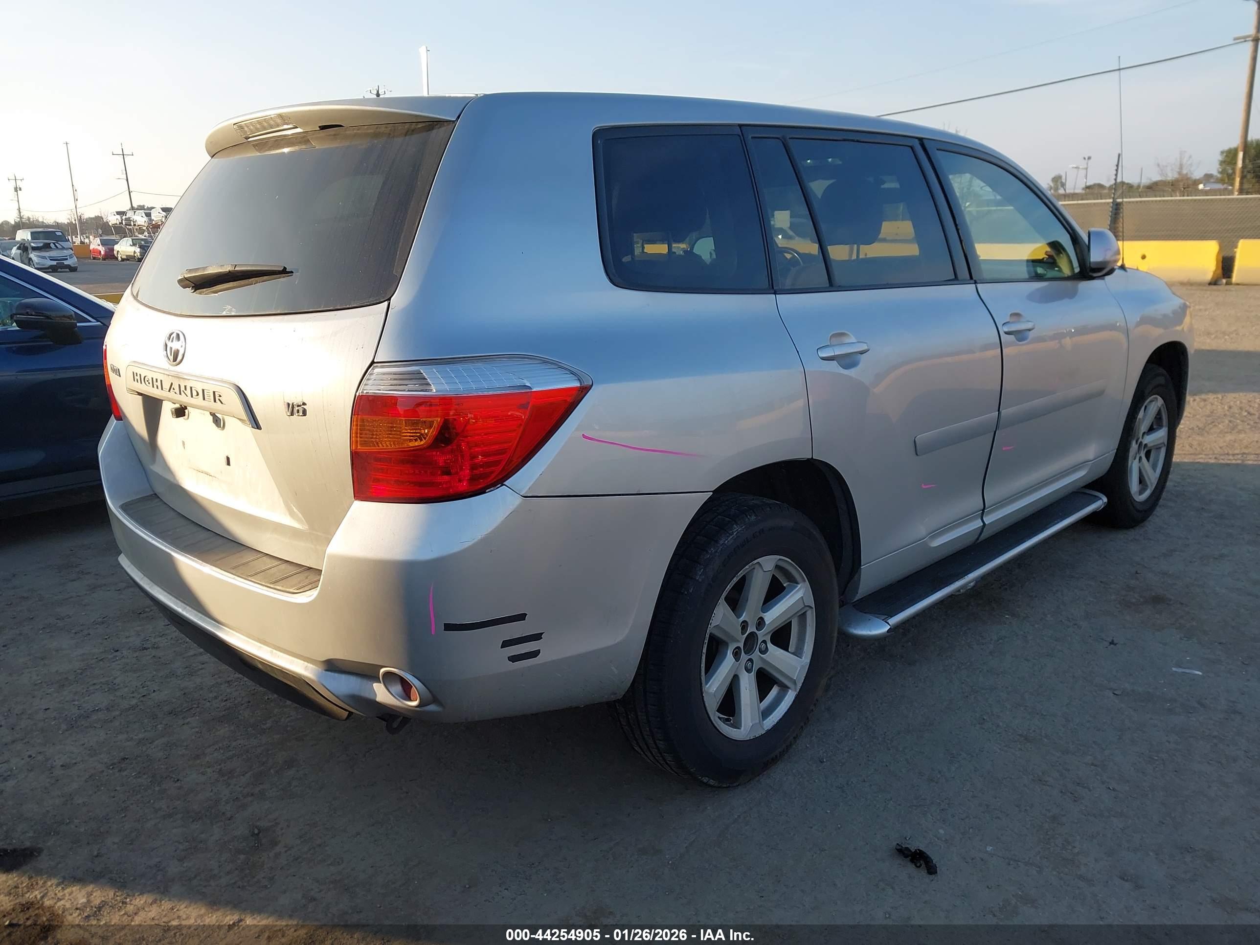 TOYOTA HIGHLANDER image 4