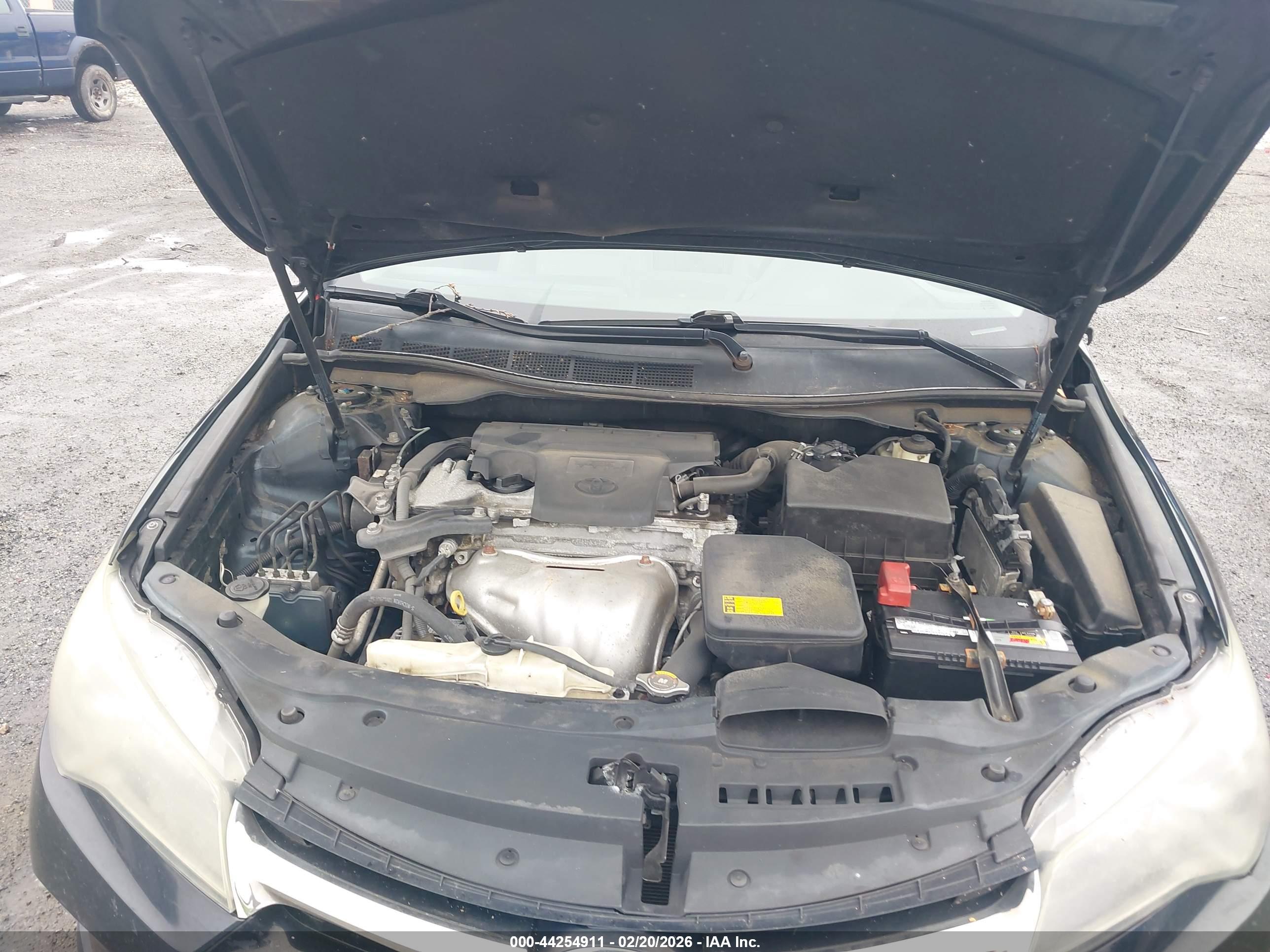 TOYOTA CAMRY image 10