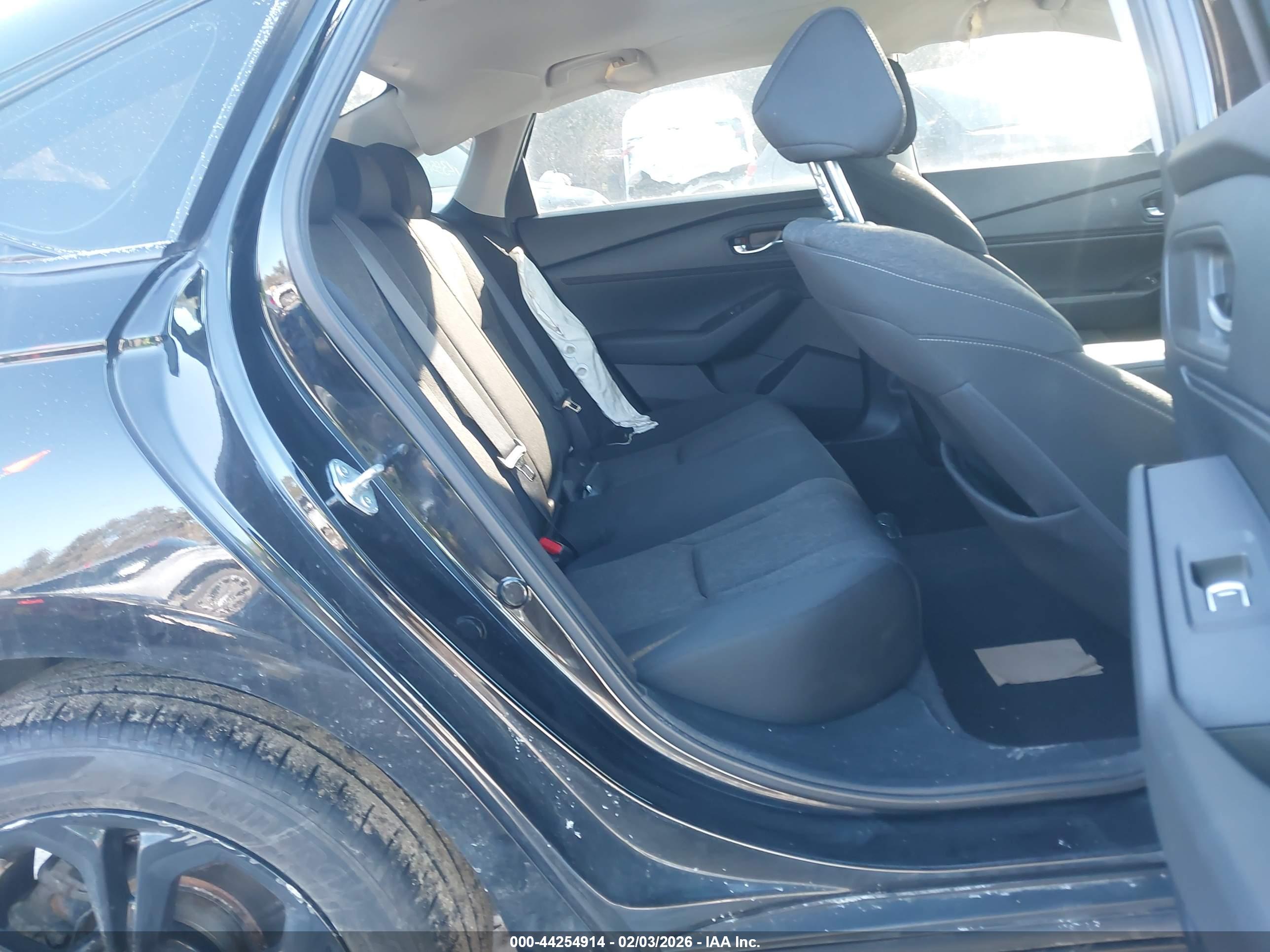 HONDA ACCORD image 8
