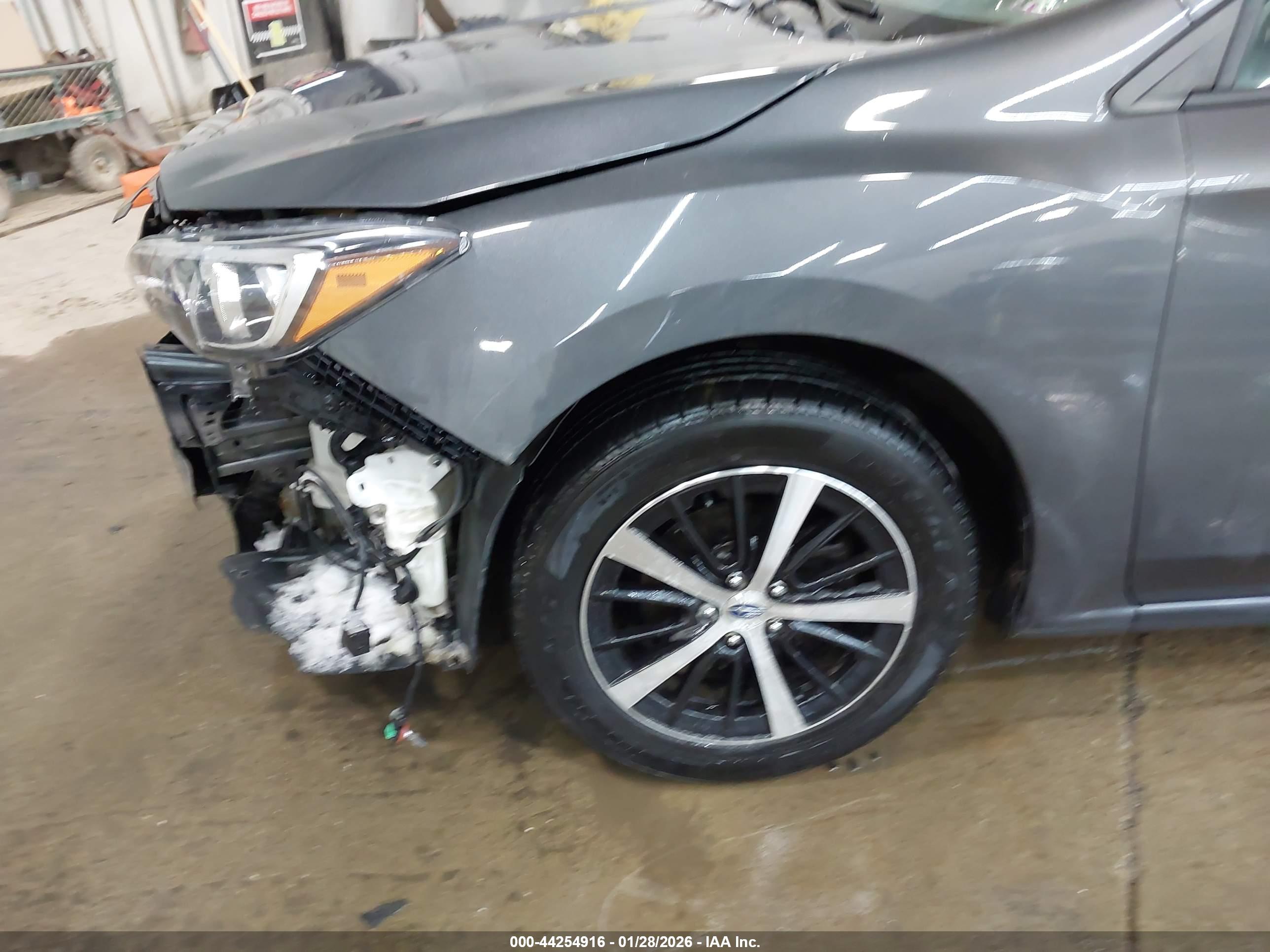 SUBARU IMPREZA image 6