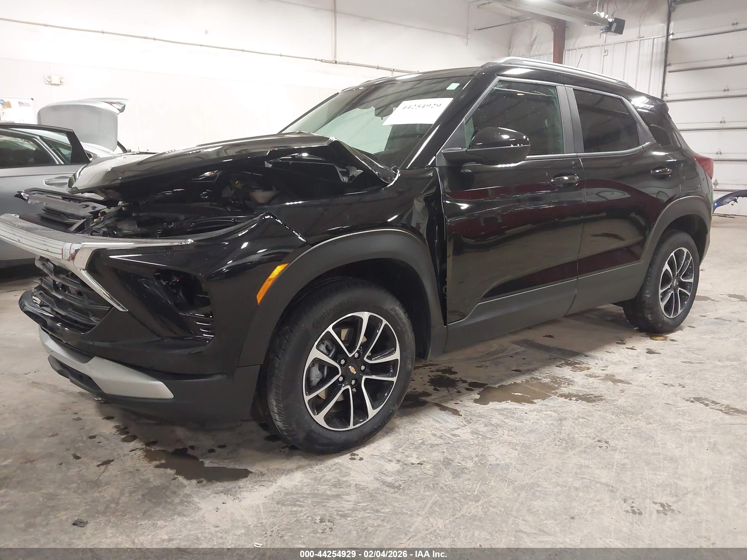 CHEVROLET TRAILBLAZER image 2