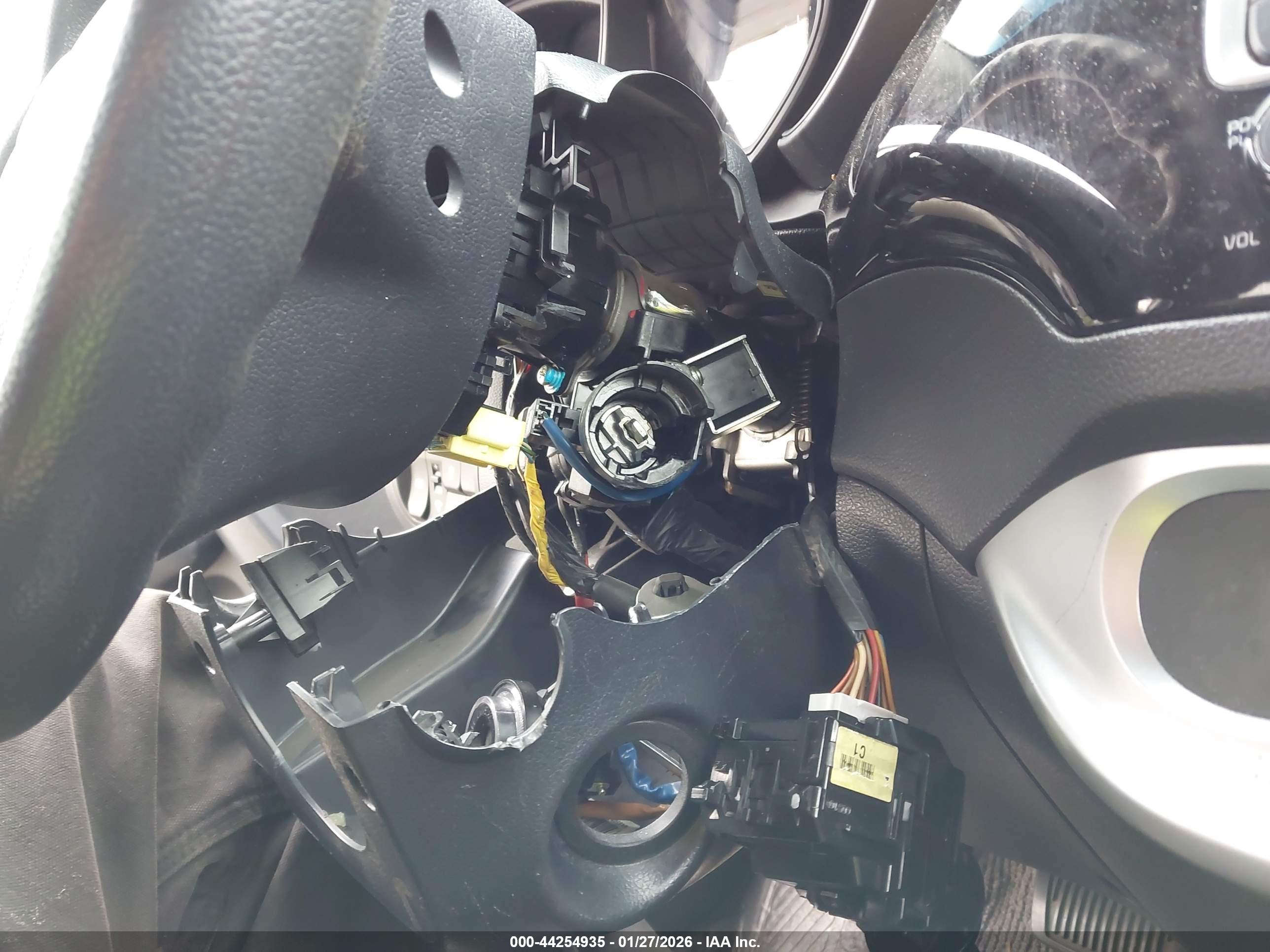 KIA RIO image 6