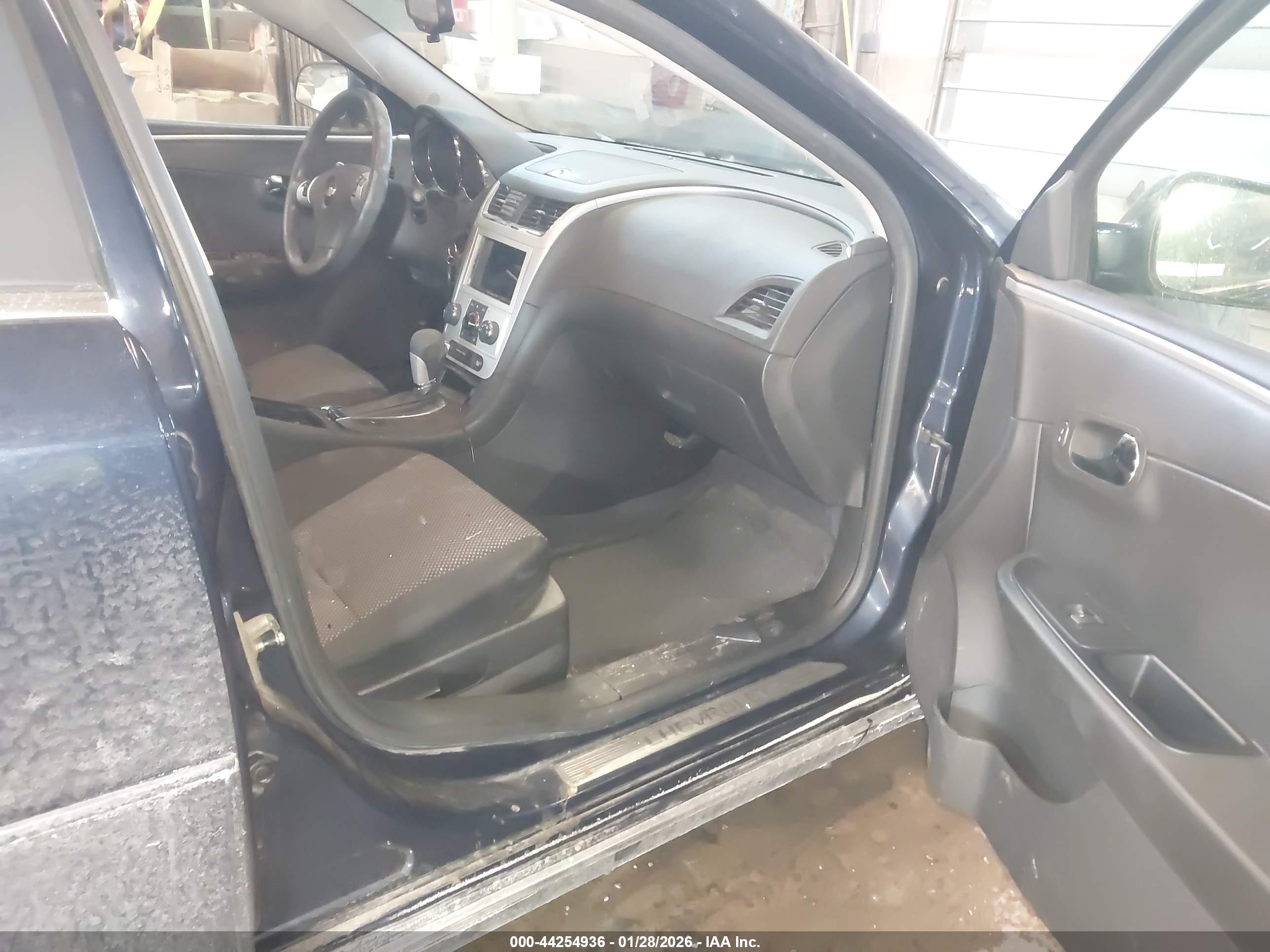 CHEVROLET MALIBU image 5