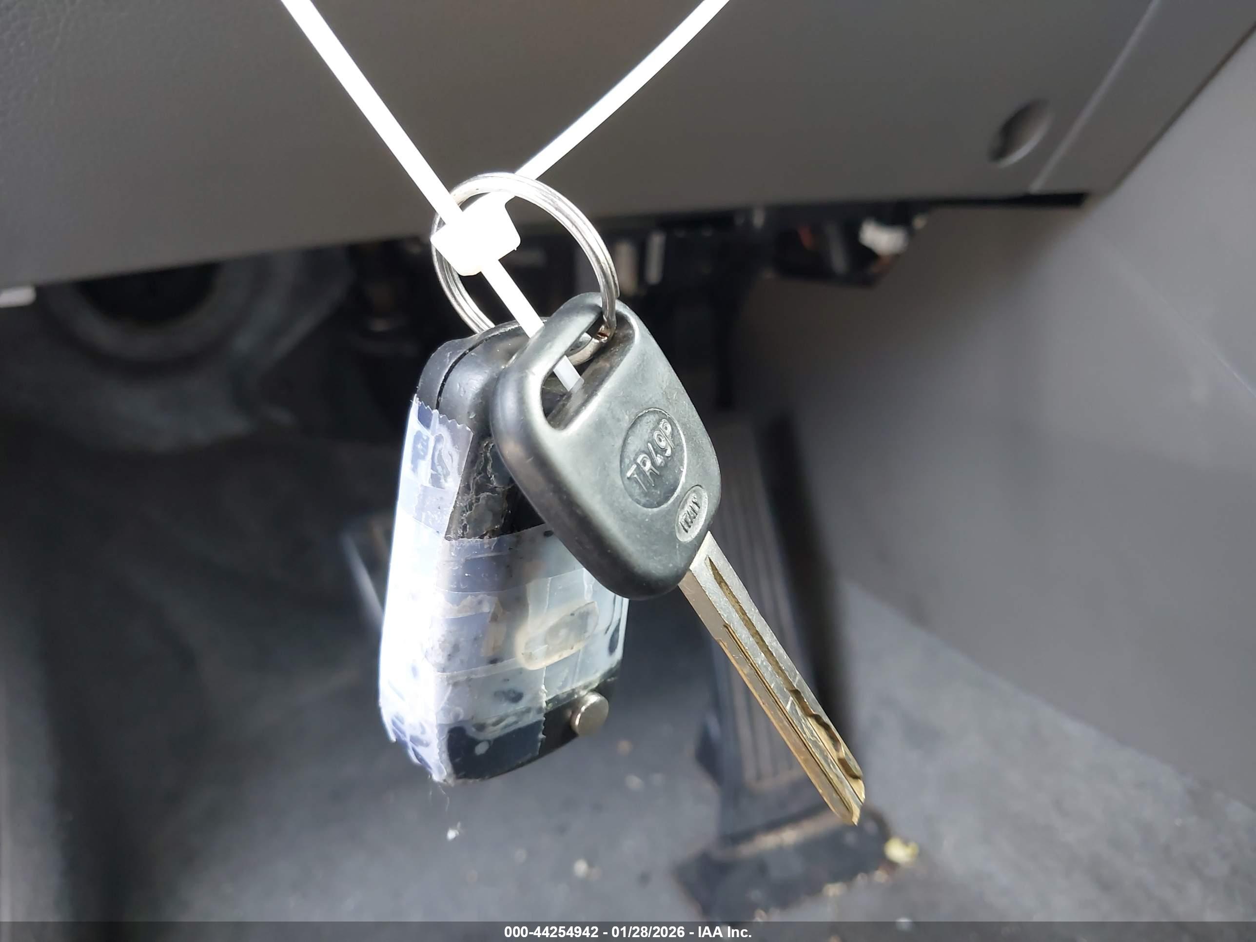 KIA SPORTAGE image 11