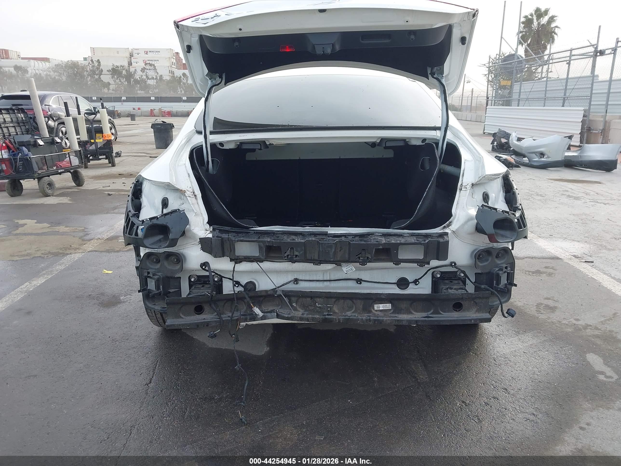 MERCEDES-BENZ CLA image 6