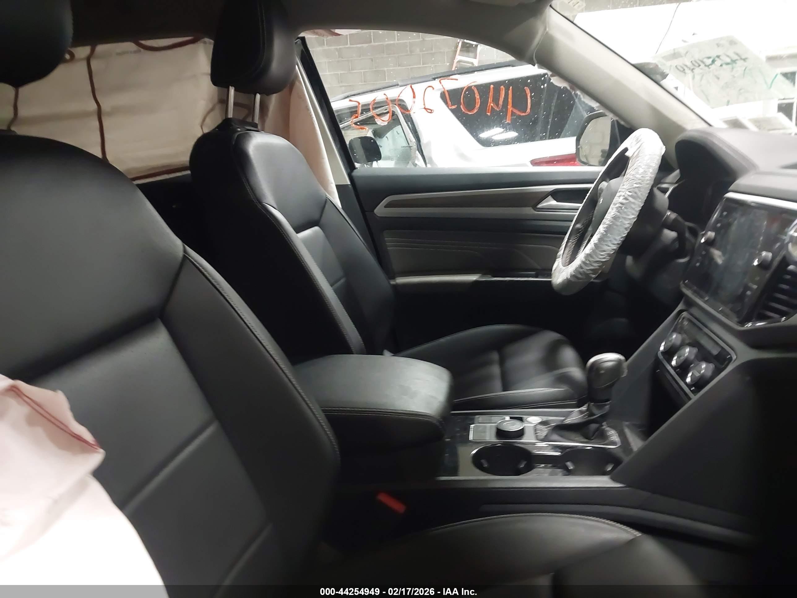 VOLKSWAGEN ATLAS image 5