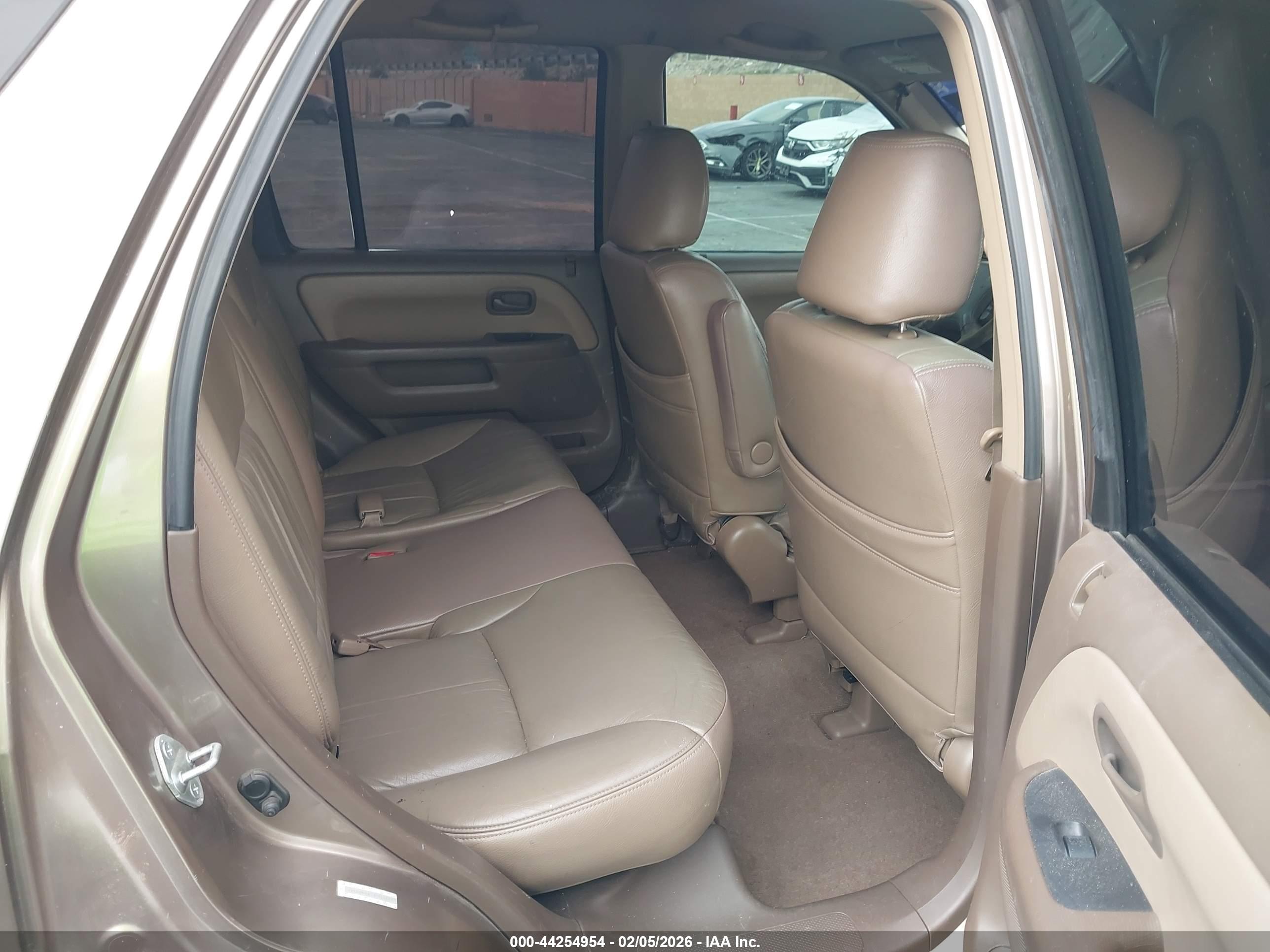 HONDA CR-V image 8