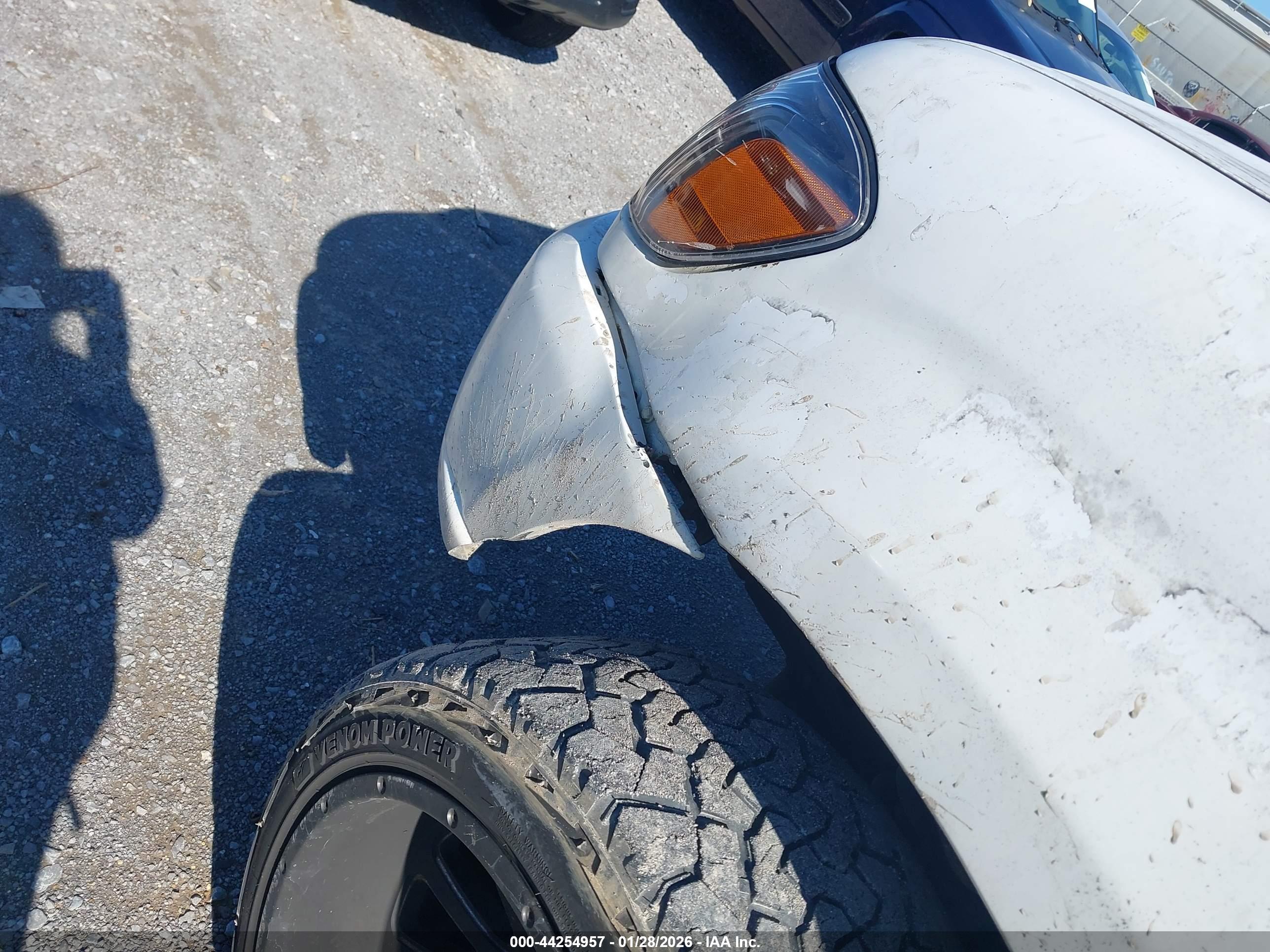 TOYOTA TUNDRA image 6