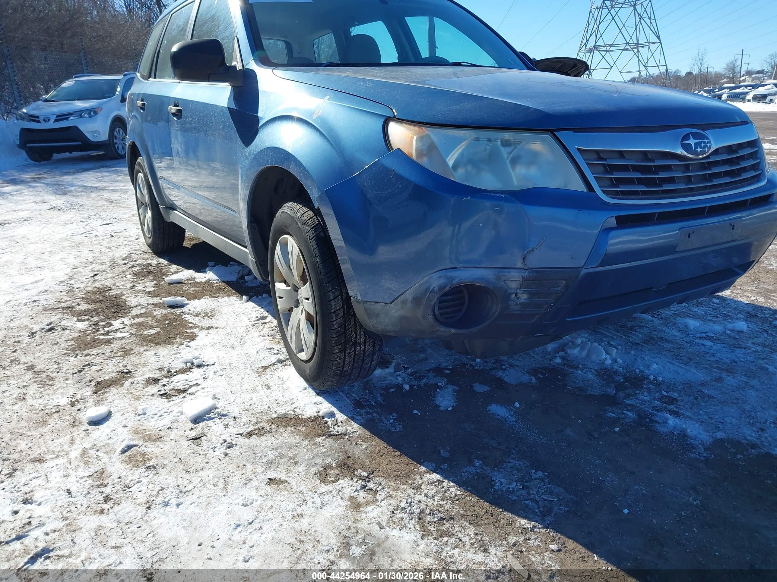 SUBARU FORESTER image 6