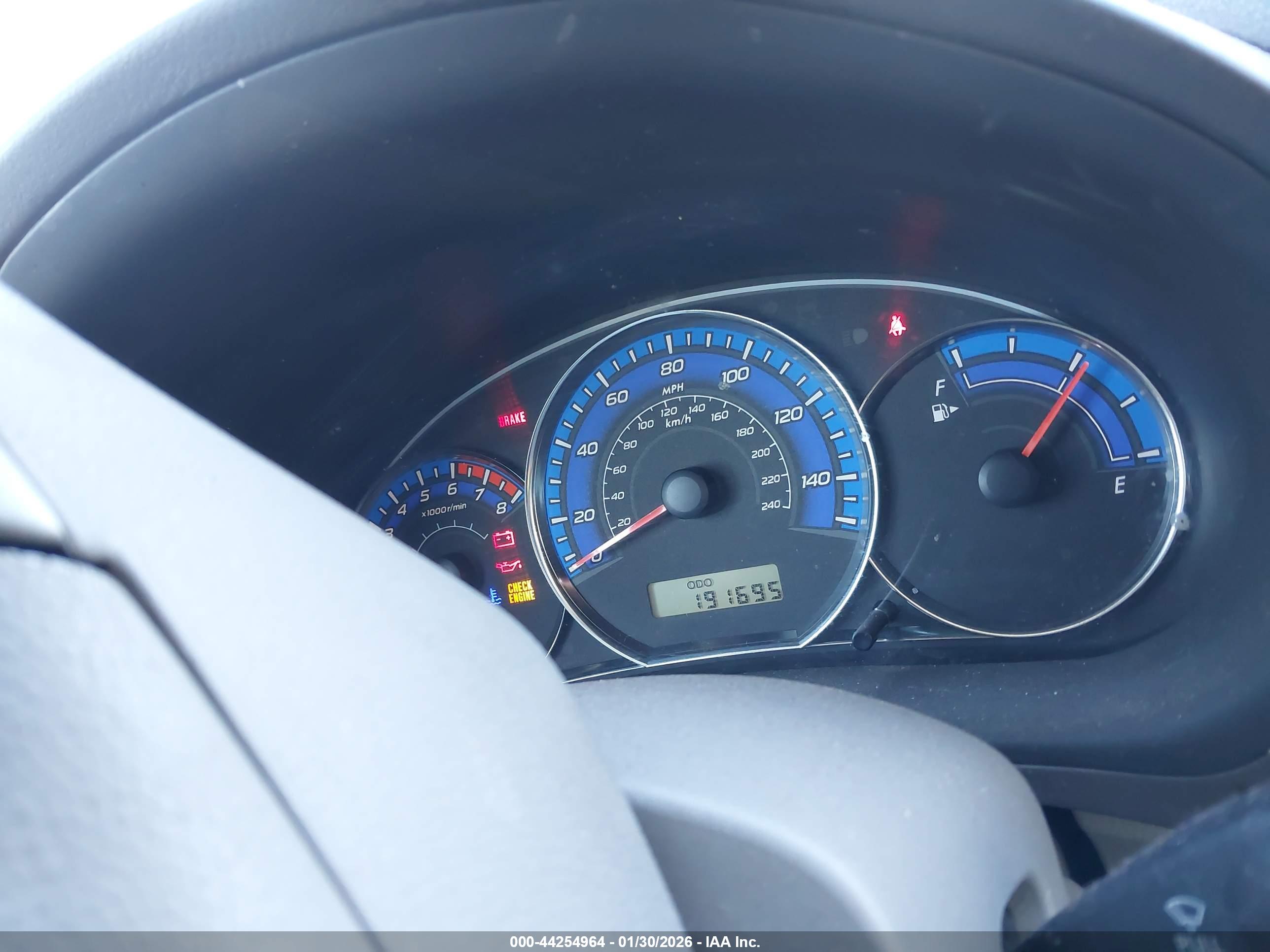 SUBARU FORESTER image 7