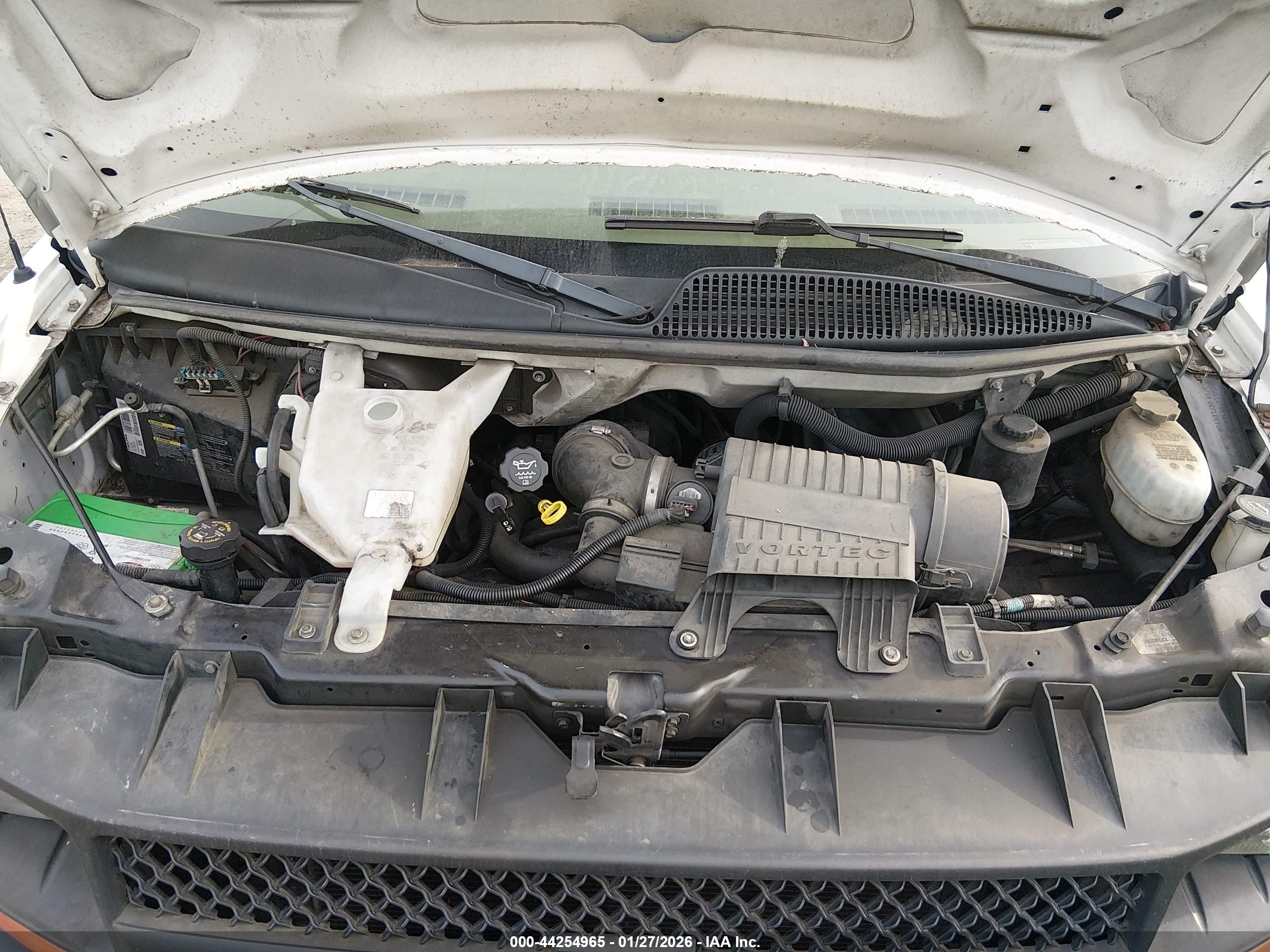 CHEVROLET EXPRESS image 10