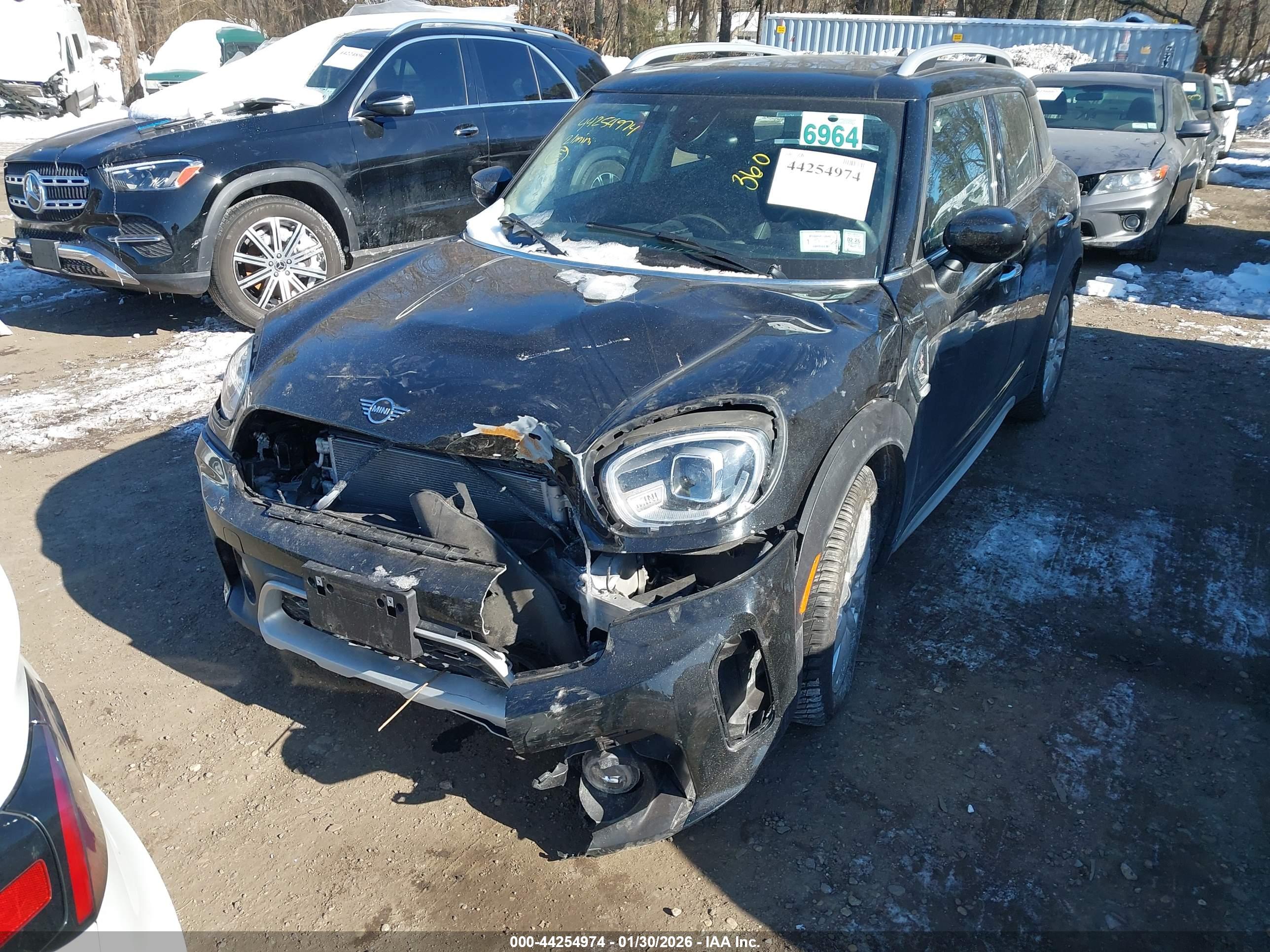 MINI COUNTRYMAN image 6