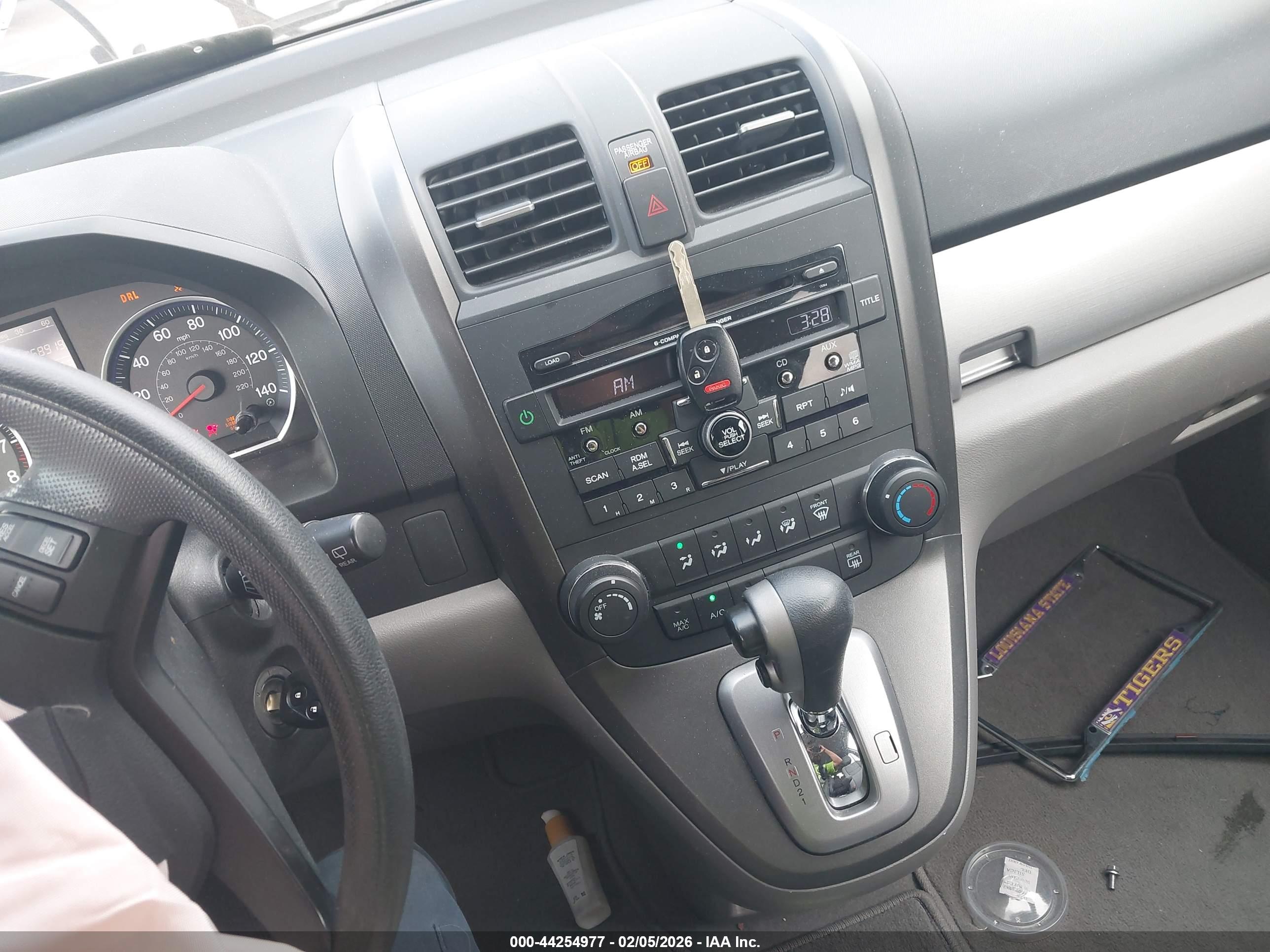HONDA CR-V image 11
