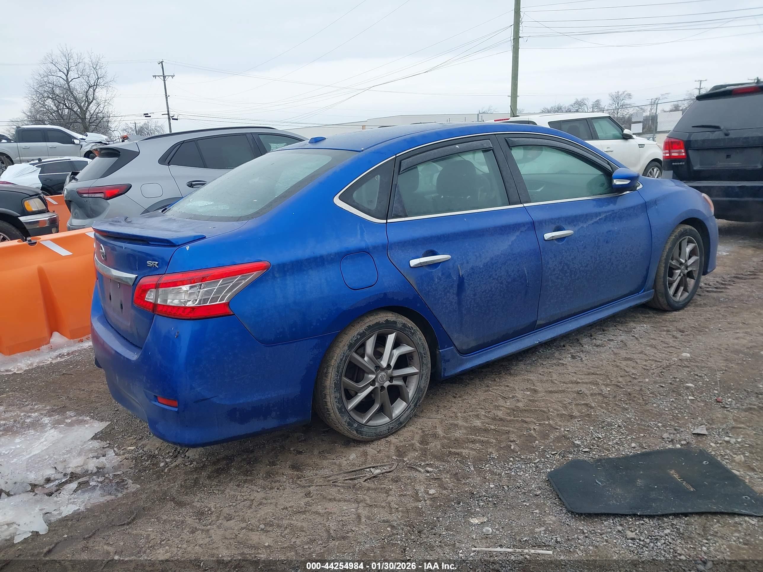 NISSAN SENTRA image 4