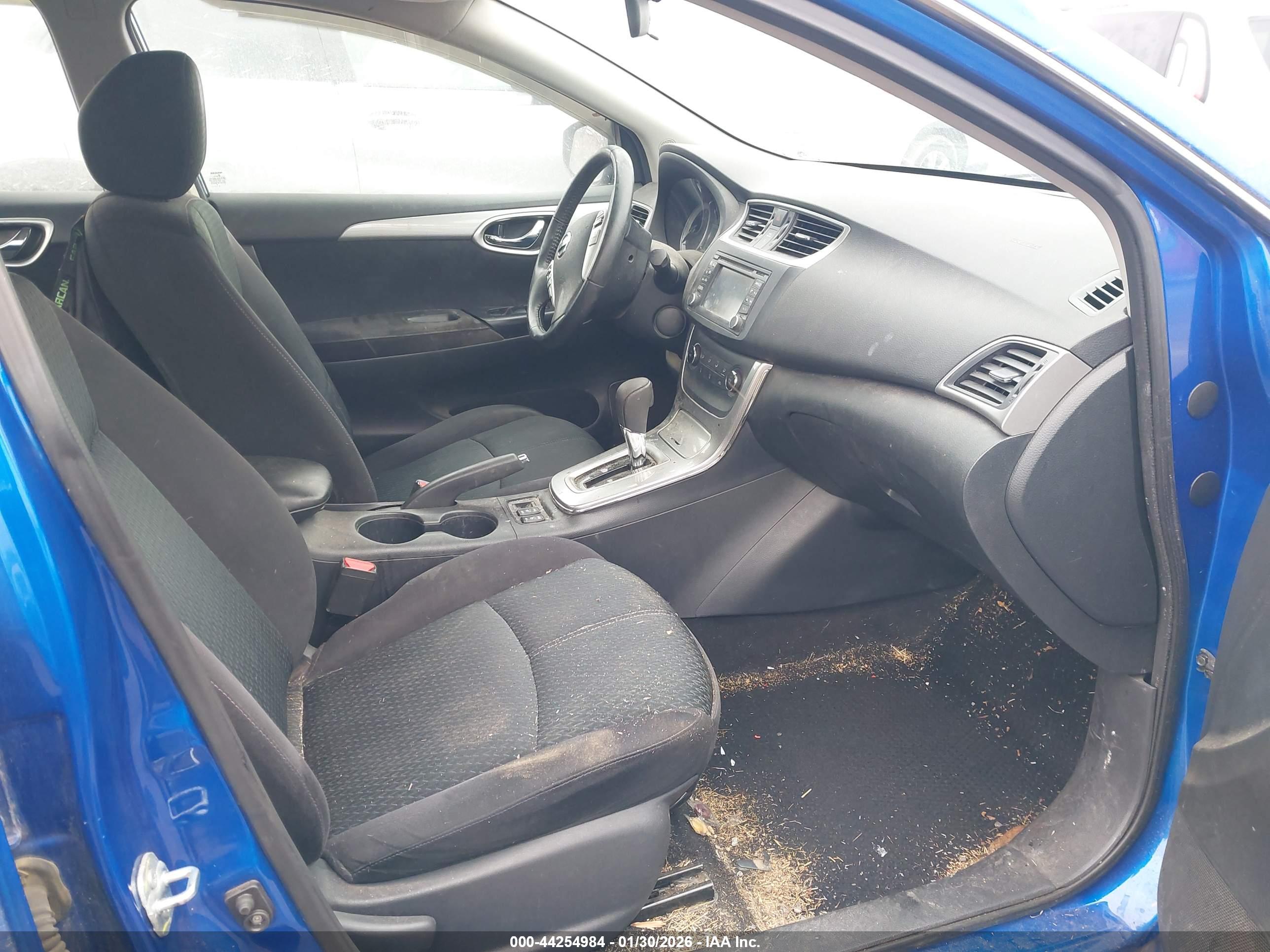 NISSAN SENTRA image 5