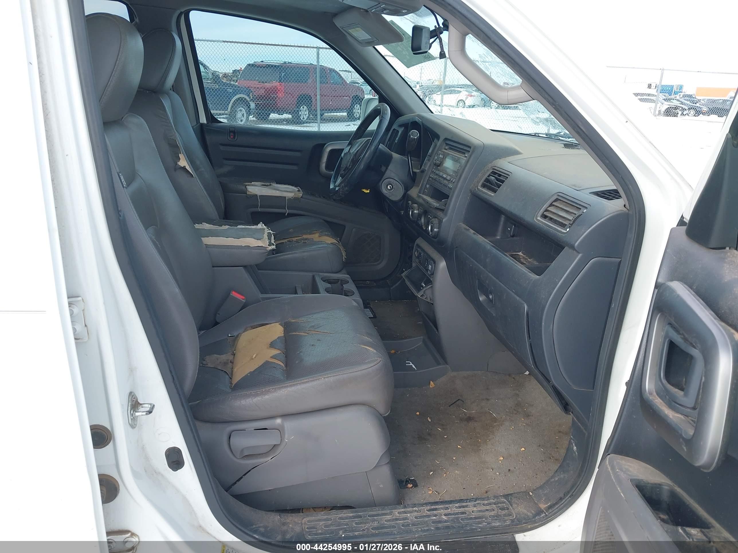 HONDA RIDGELINE image 5