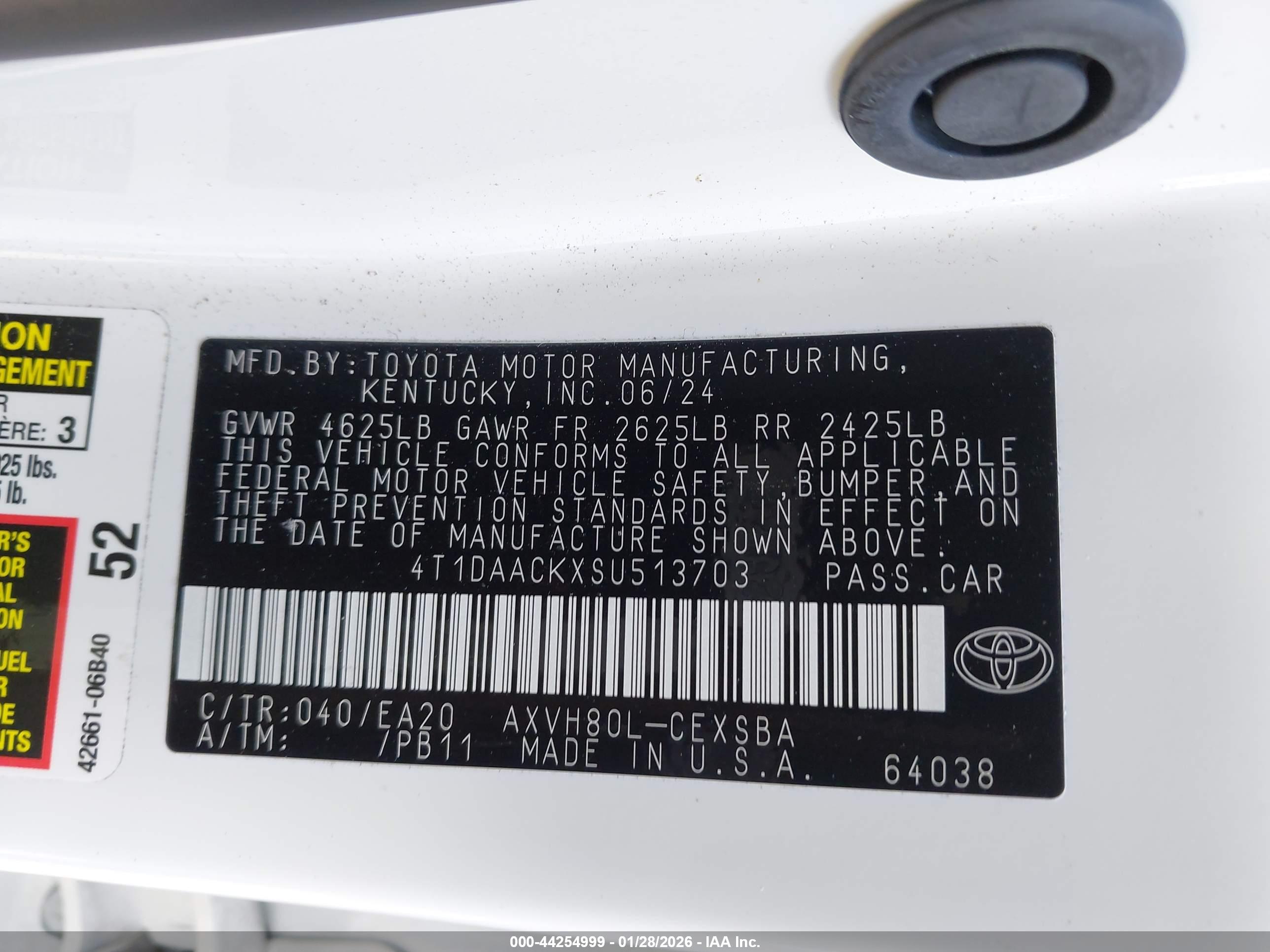 TOYOTA CAMRY image 9
