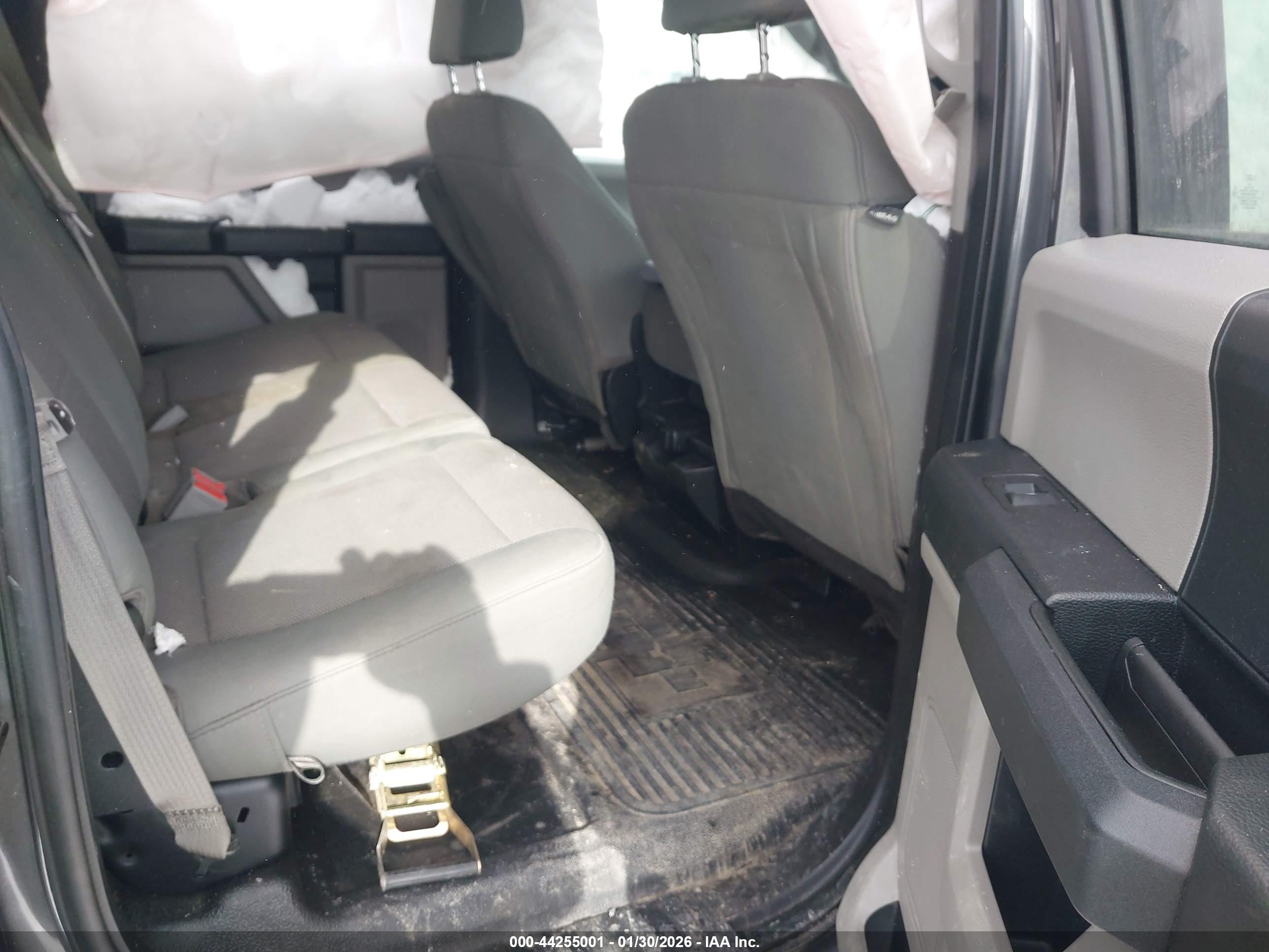 FORD F-350 image 8