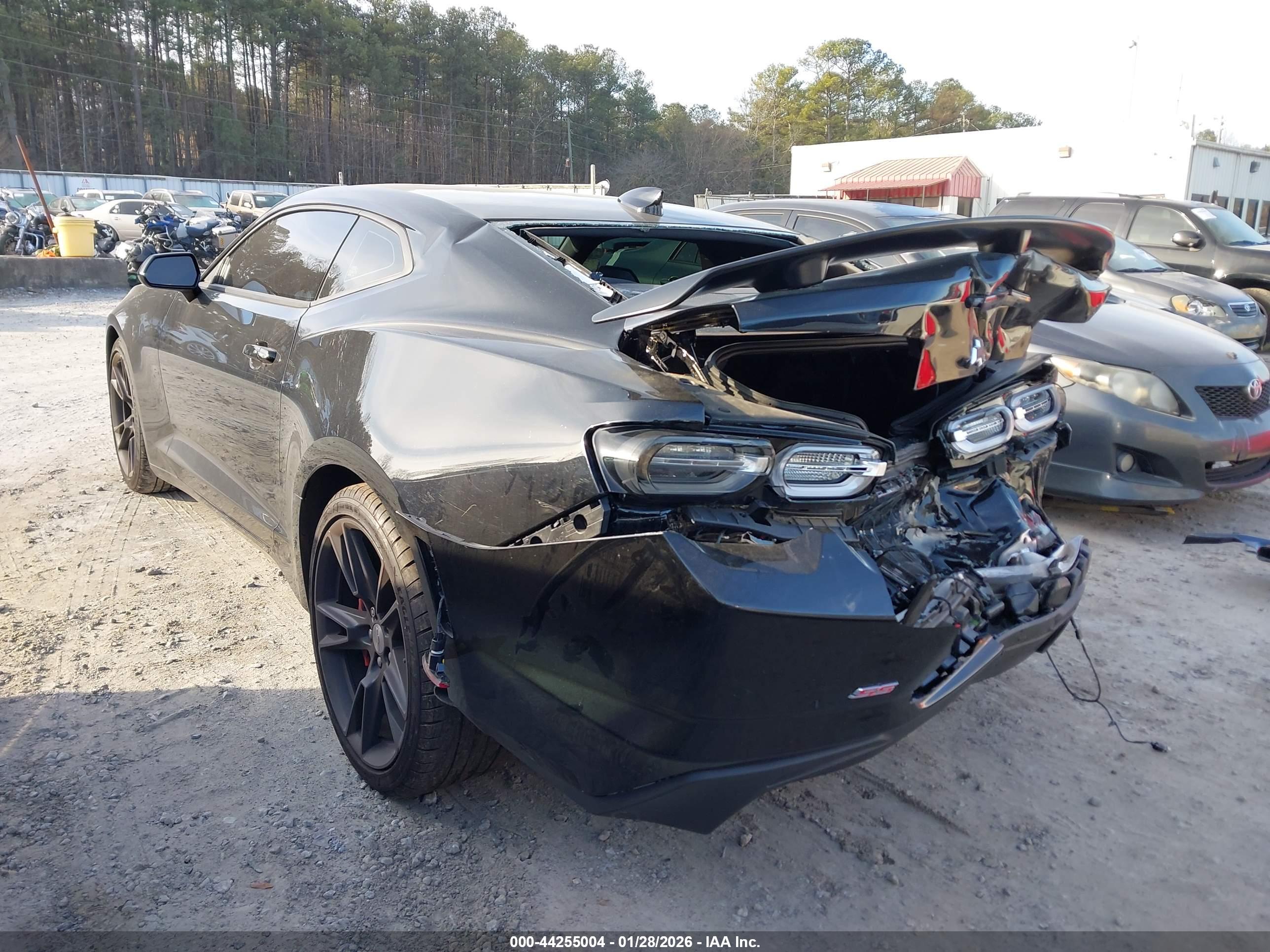 CHEVROLET CAMARO image 3