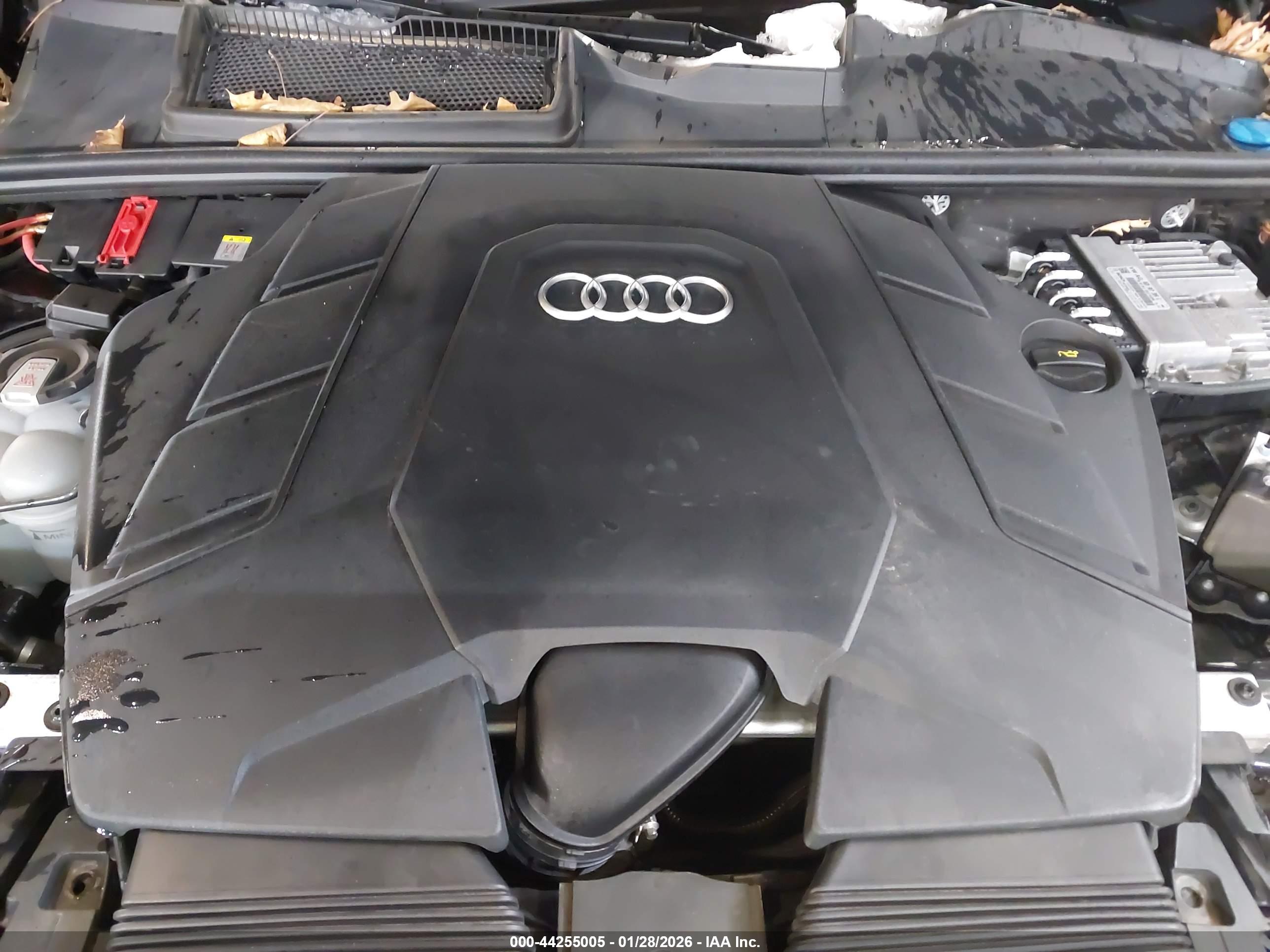 AUDI Q7 image 10